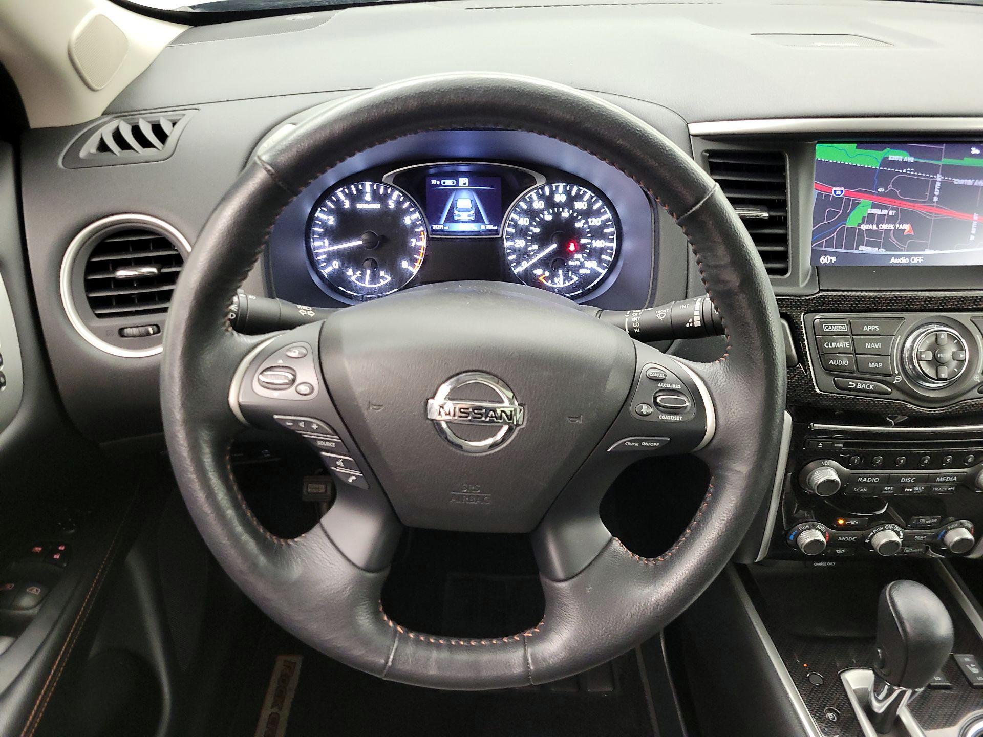 Thumbnail: 2020 Nissan Pathfinder - 10