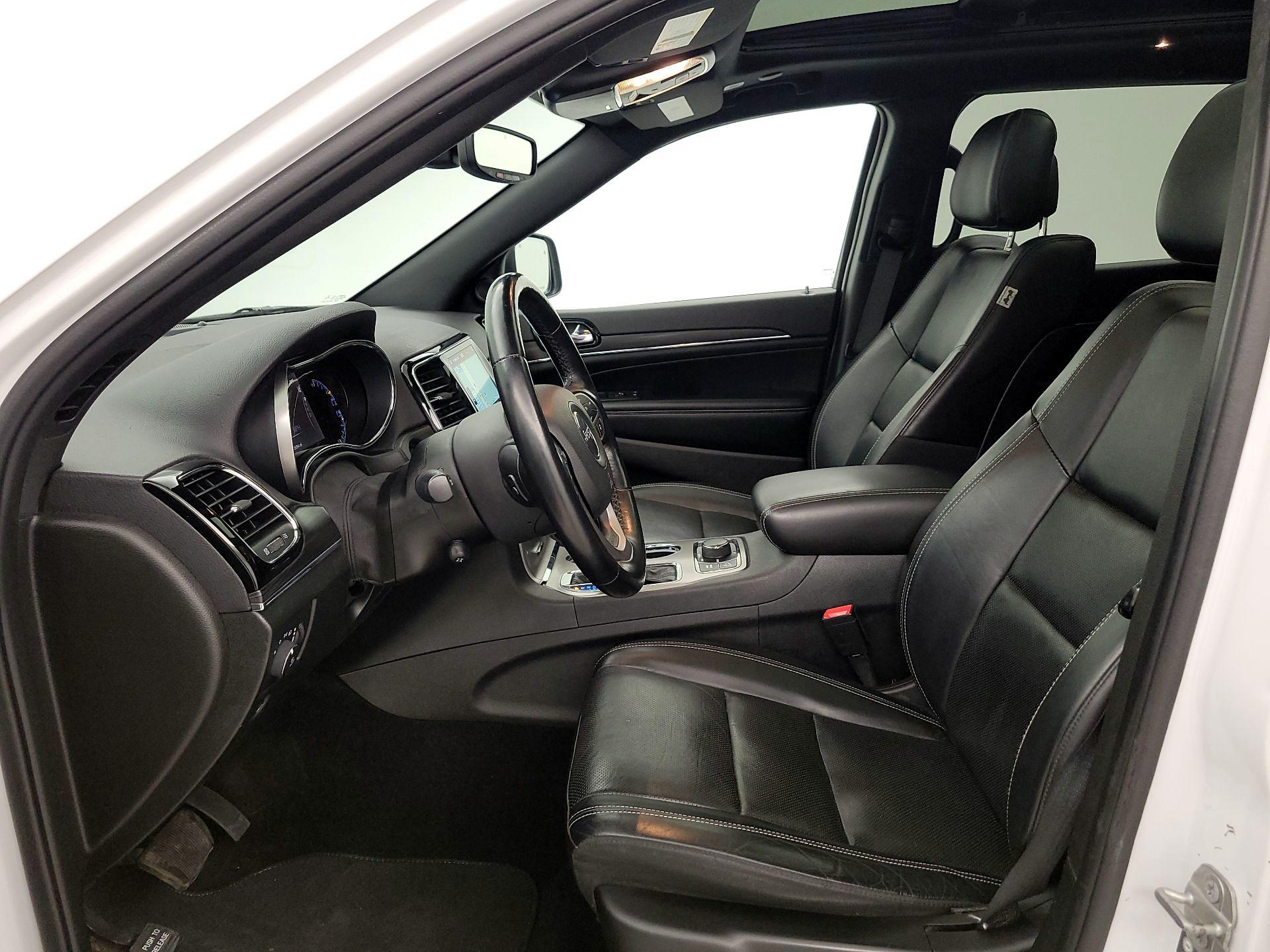 Thumbnail: 2021 Jeep Grand Cherokee - 11