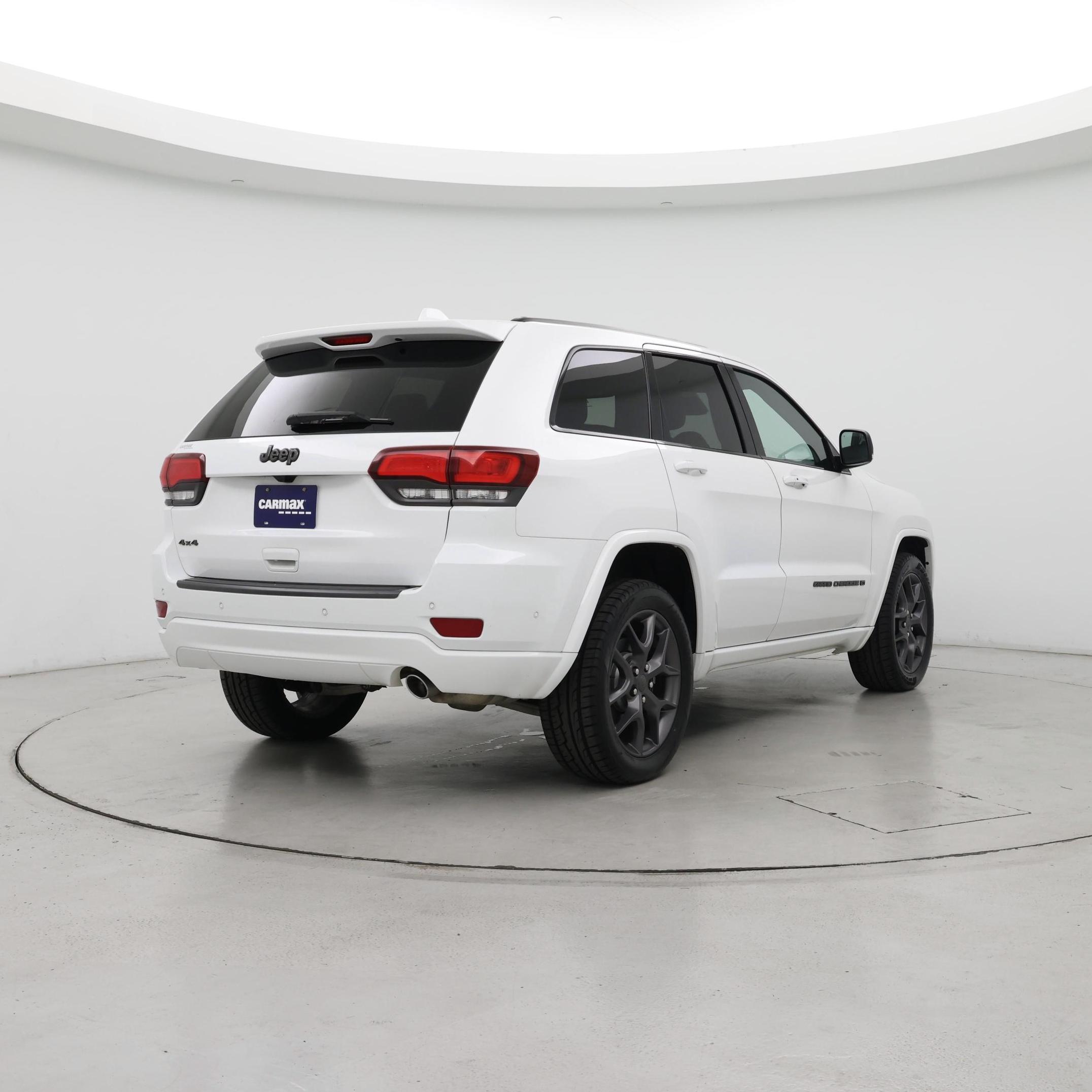 Thumbnail: 2021 Jeep Grand Cherokee - 8