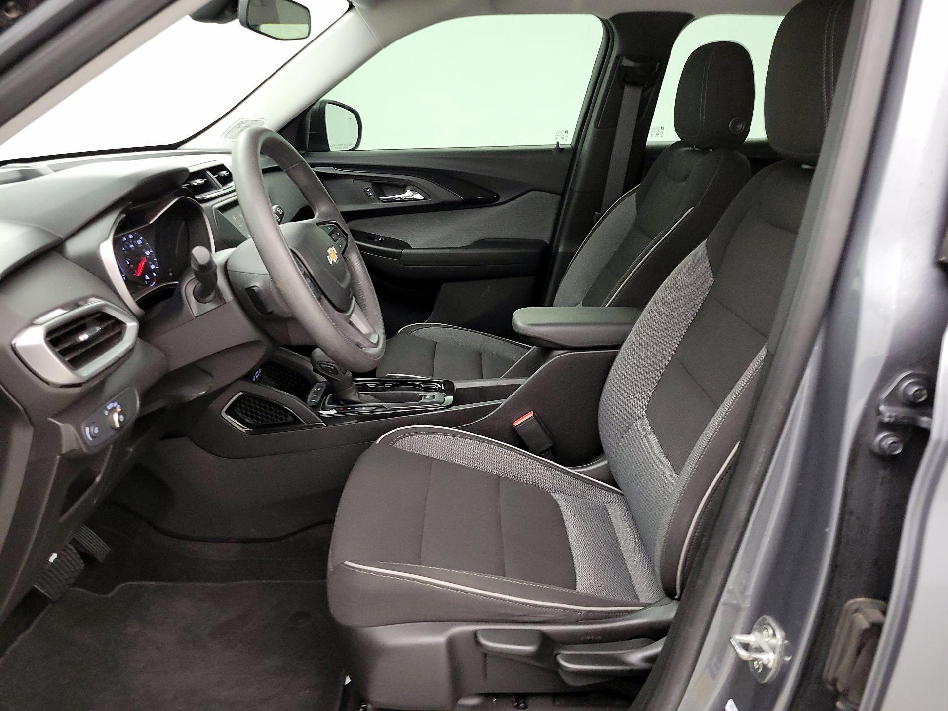 Thumbnail: 2021 Chevrolet TrailBlazer - 11