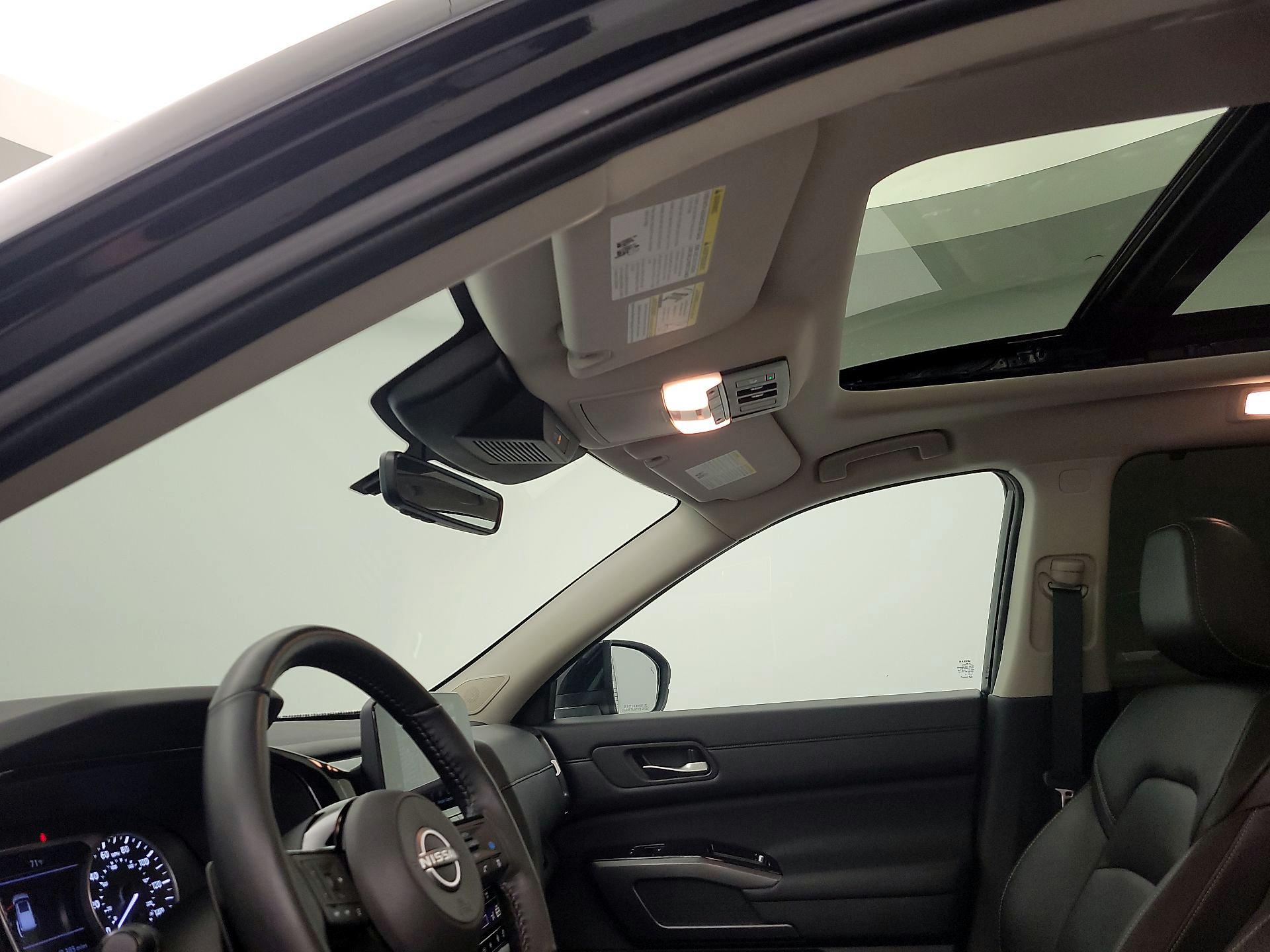 Thumbnail: 2024 Nissan Pathfinder - 20