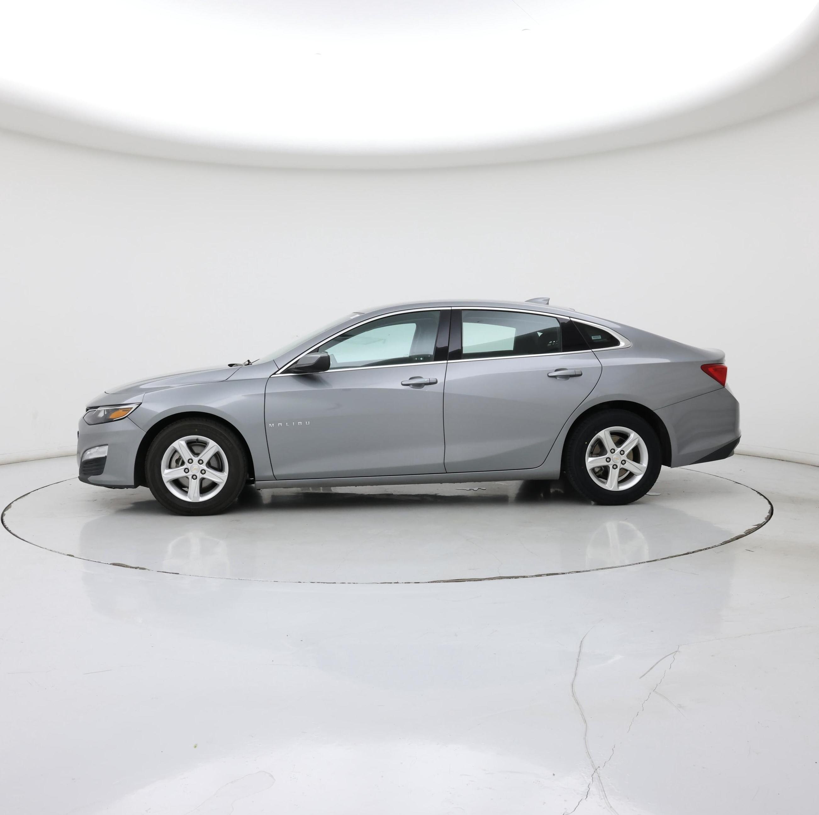 Thumbnail: 2023 Chevrolet Malibu - 3