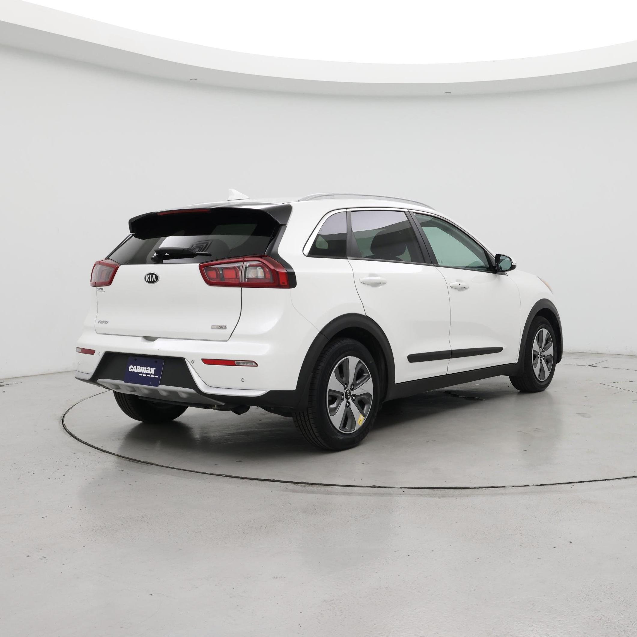 Thumbnail: 2019 Kia Niro - 8