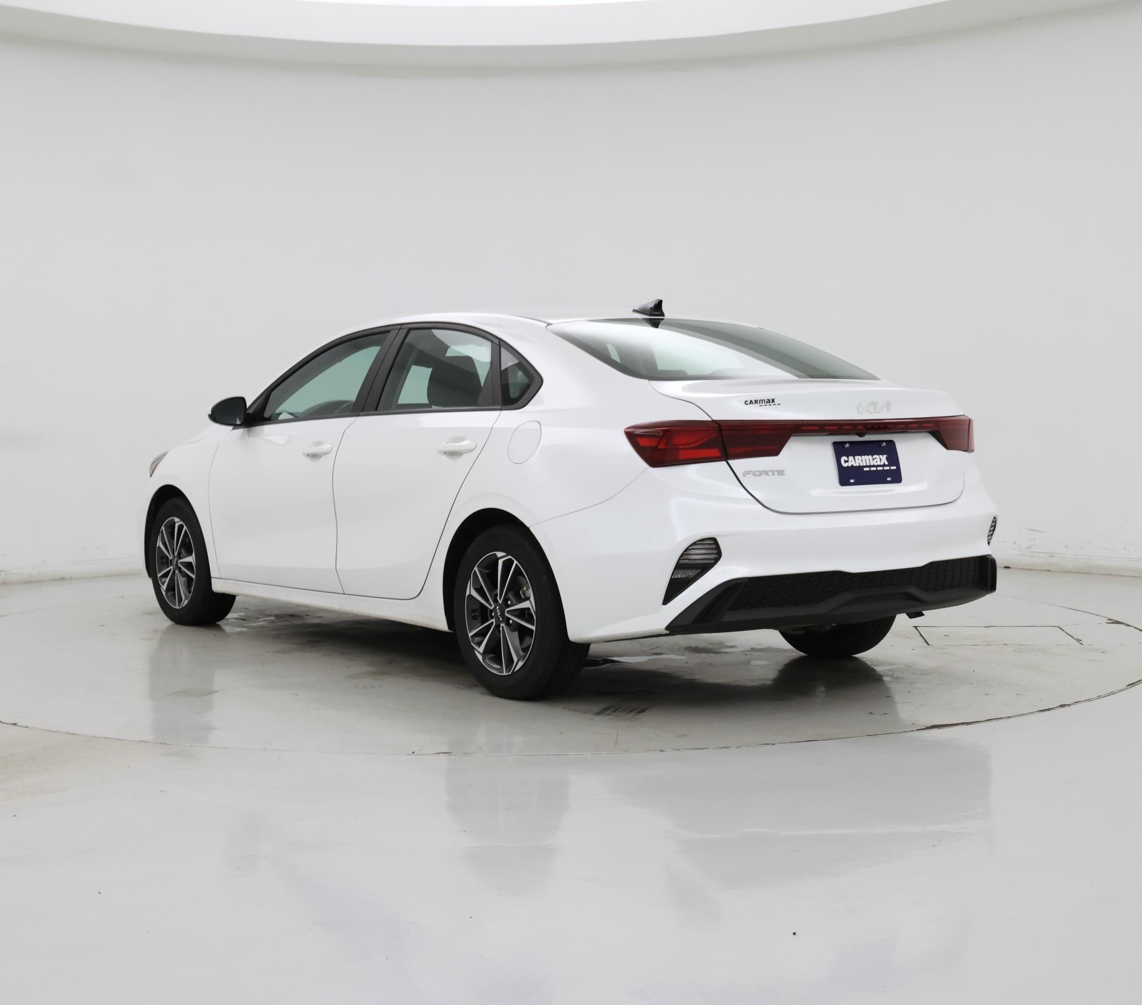 Thumbnail: 2024 Kia Forte - 2