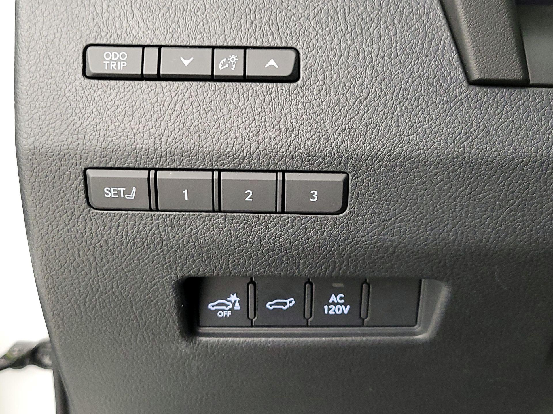 Thumbnail: 2024 Lexus GX - 13
