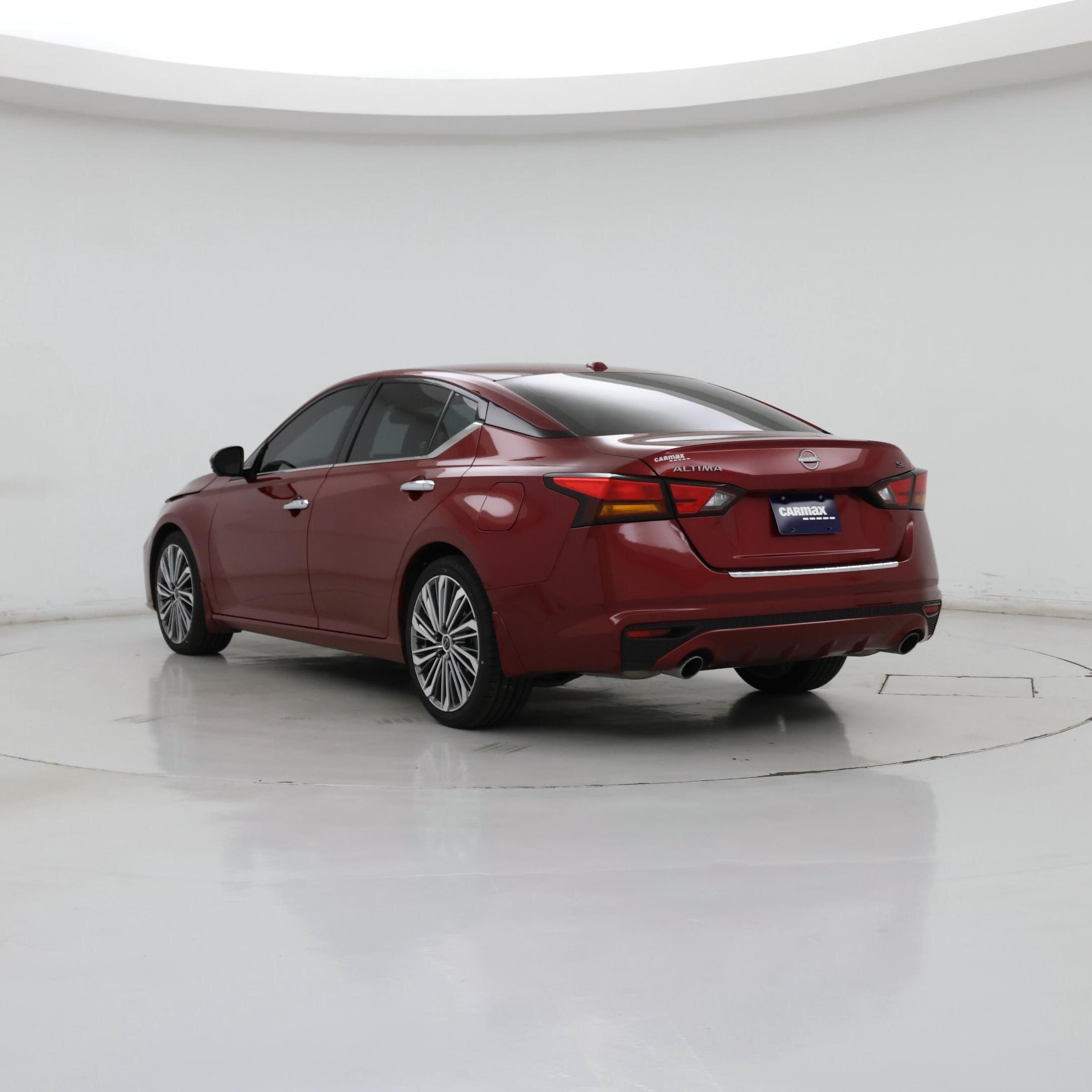 Thumbnail: 2023 Nissan Altima - 2