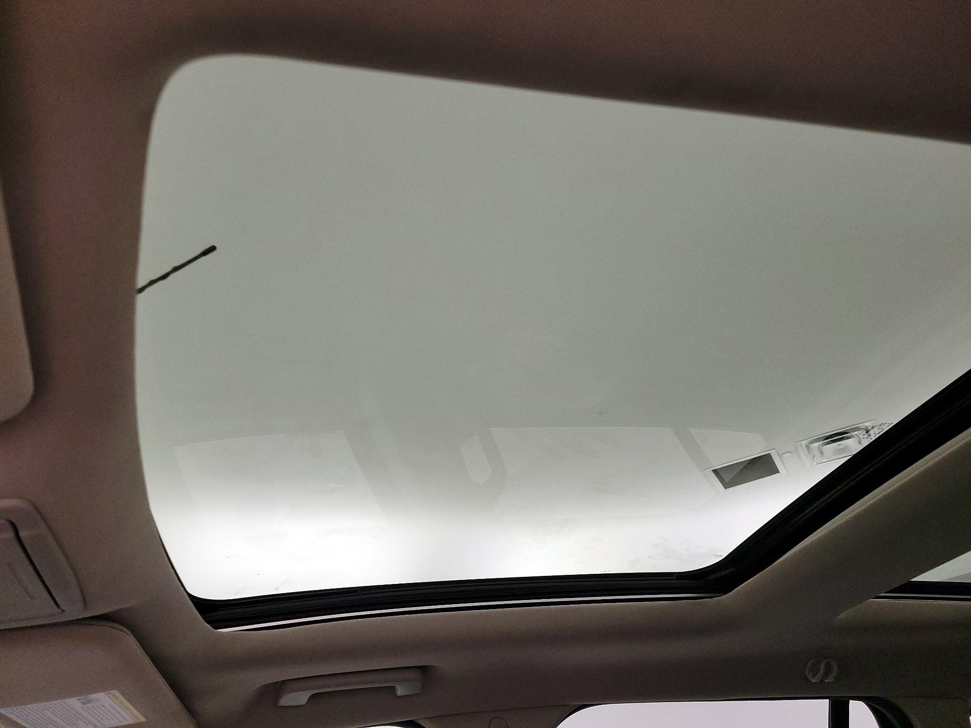 Thumbnail: 2014 Ford Edge - 20