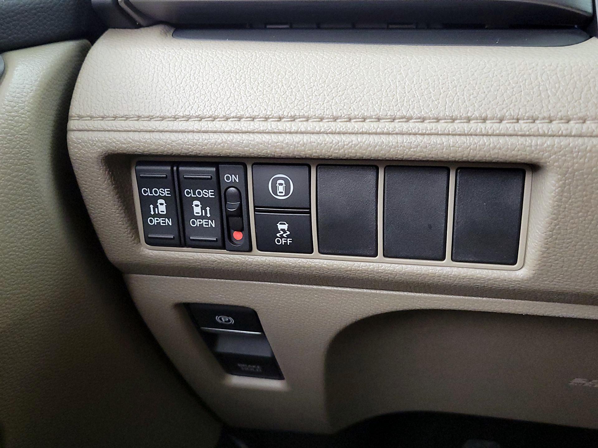 Thumbnail: 2024 Honda Odyssey - 13