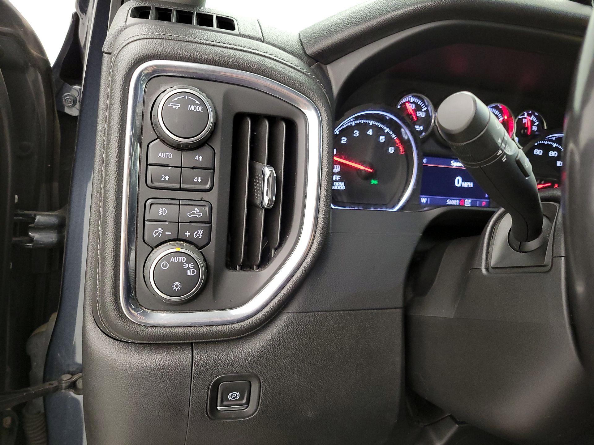 Thumbnail: 2021 Chevrolet Silverado 1500 - 13