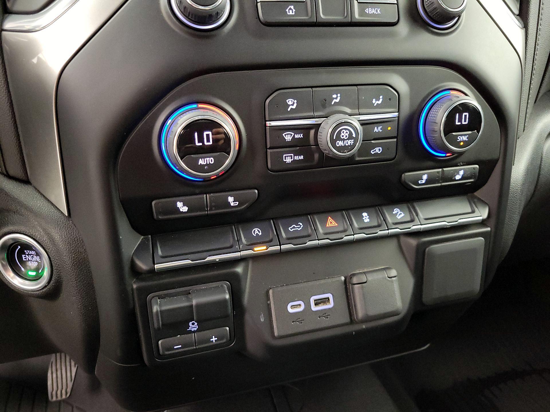 Thumbnail: 2021 Chevrolet Silverado 1500 - 16