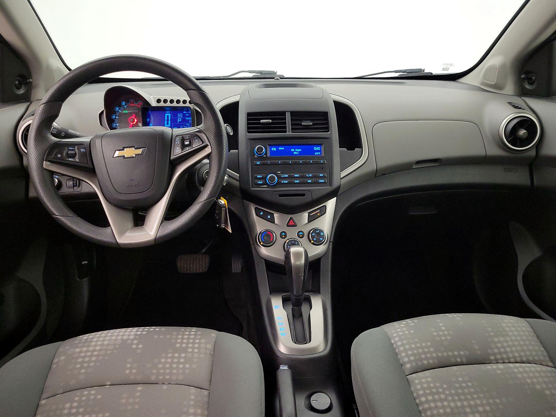 Thumbnail: 2015 Chevrolet Sonic - 9