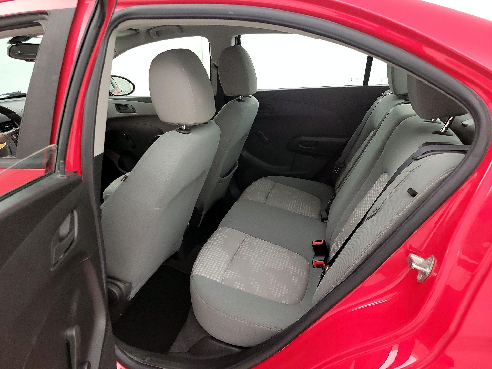 Thumbnail: 2015 Chevrolet Sonic - 17