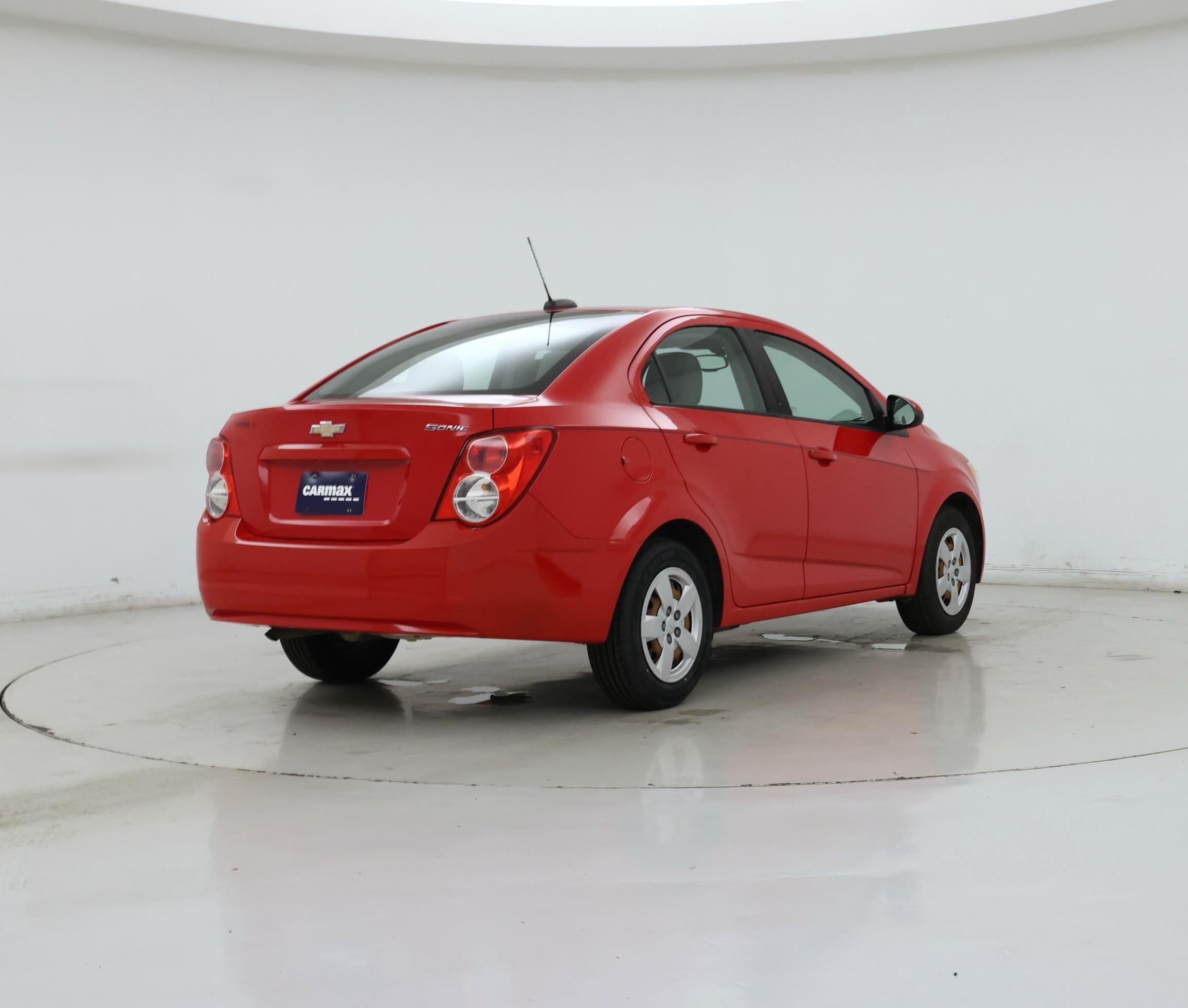Thumbnail: 2015 Chevrolet Sonic - 8