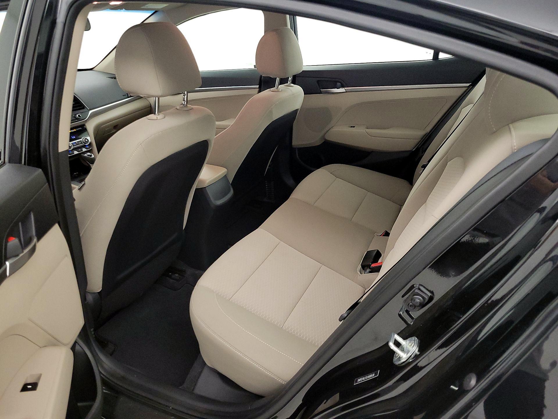 Thumbnail: 2020 Hyundai Elantra - 19