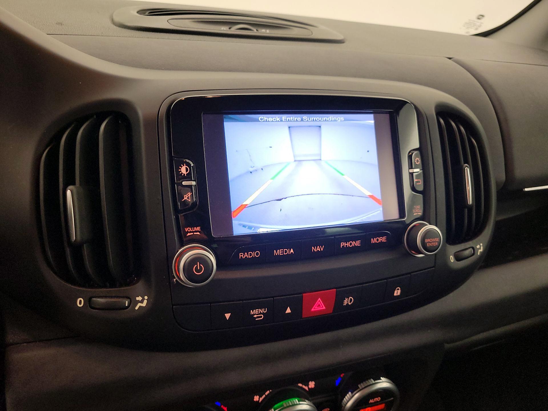 Thumbnail: 2014 Fiat 500L - 15