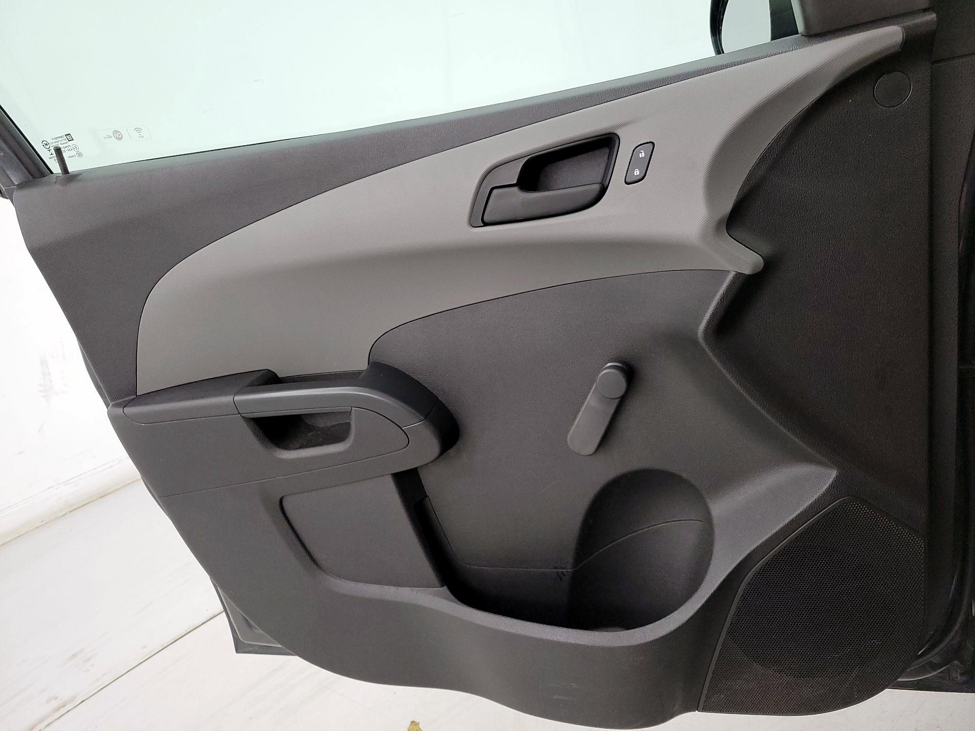 Thumbnail: 2018 Chevrolet Sonic - 12