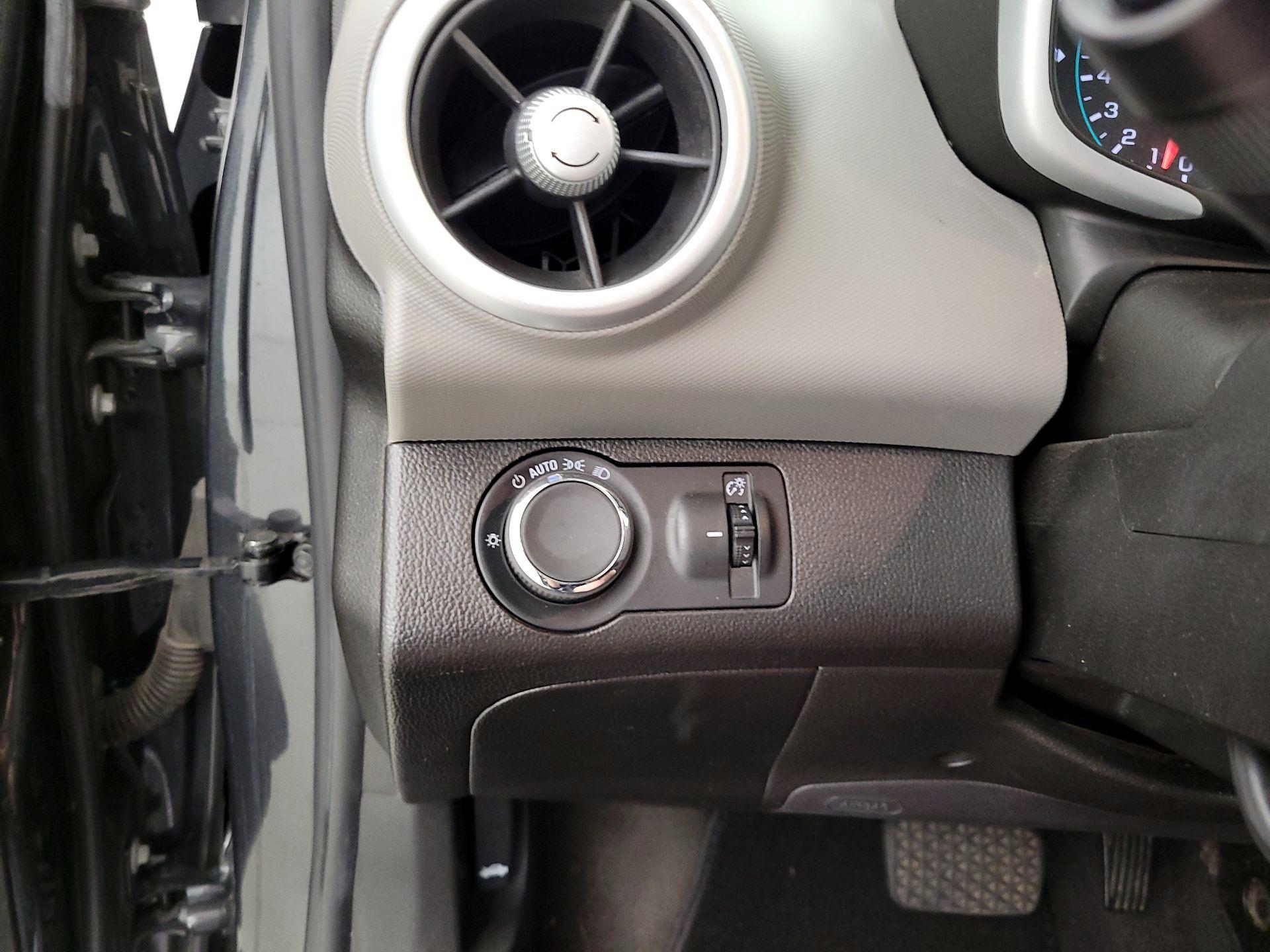 Thumbnail: 2018 Chevrolet Sonic - 13