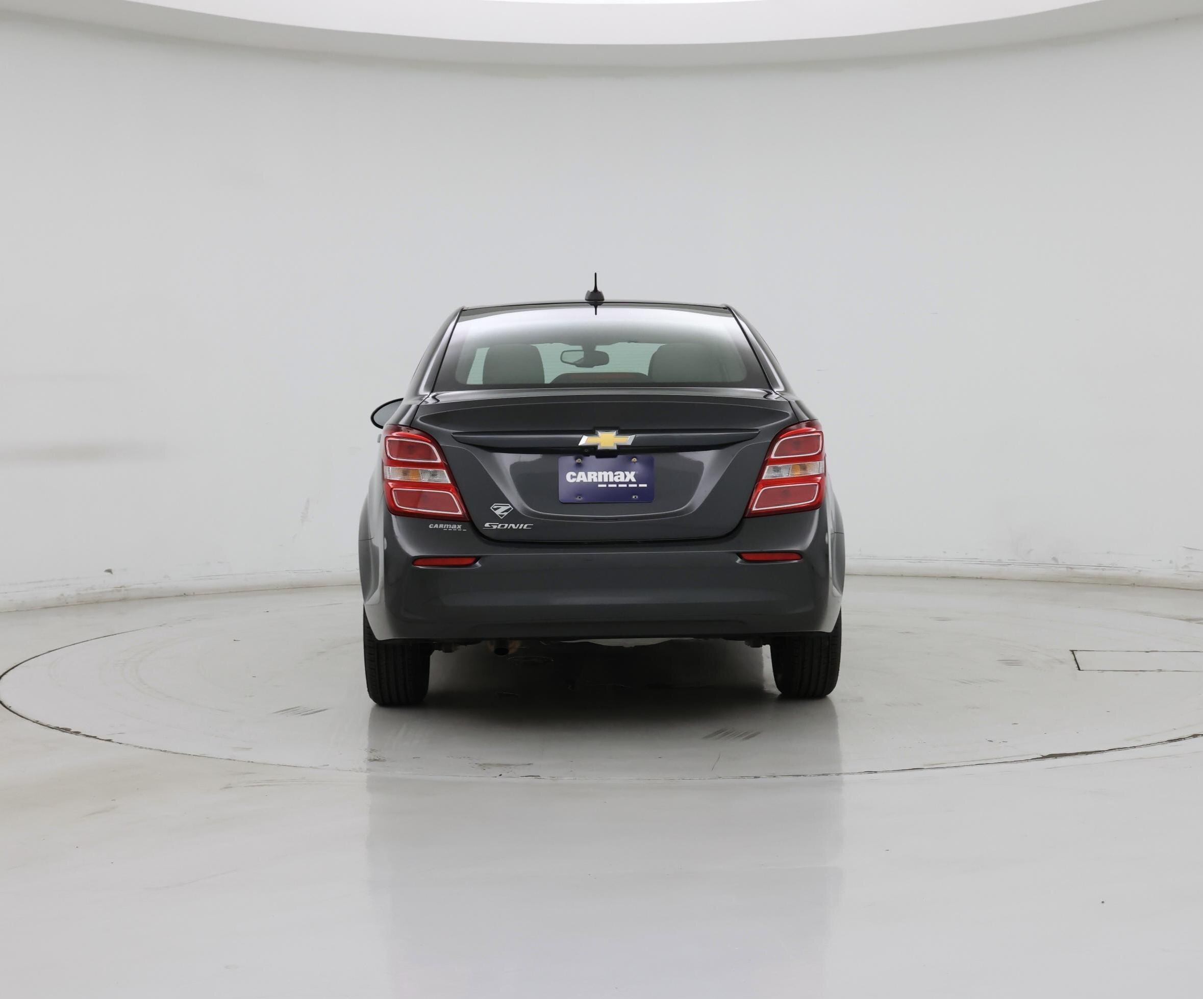 Thumbnail: 2018 Chevrolet Sonic - 6