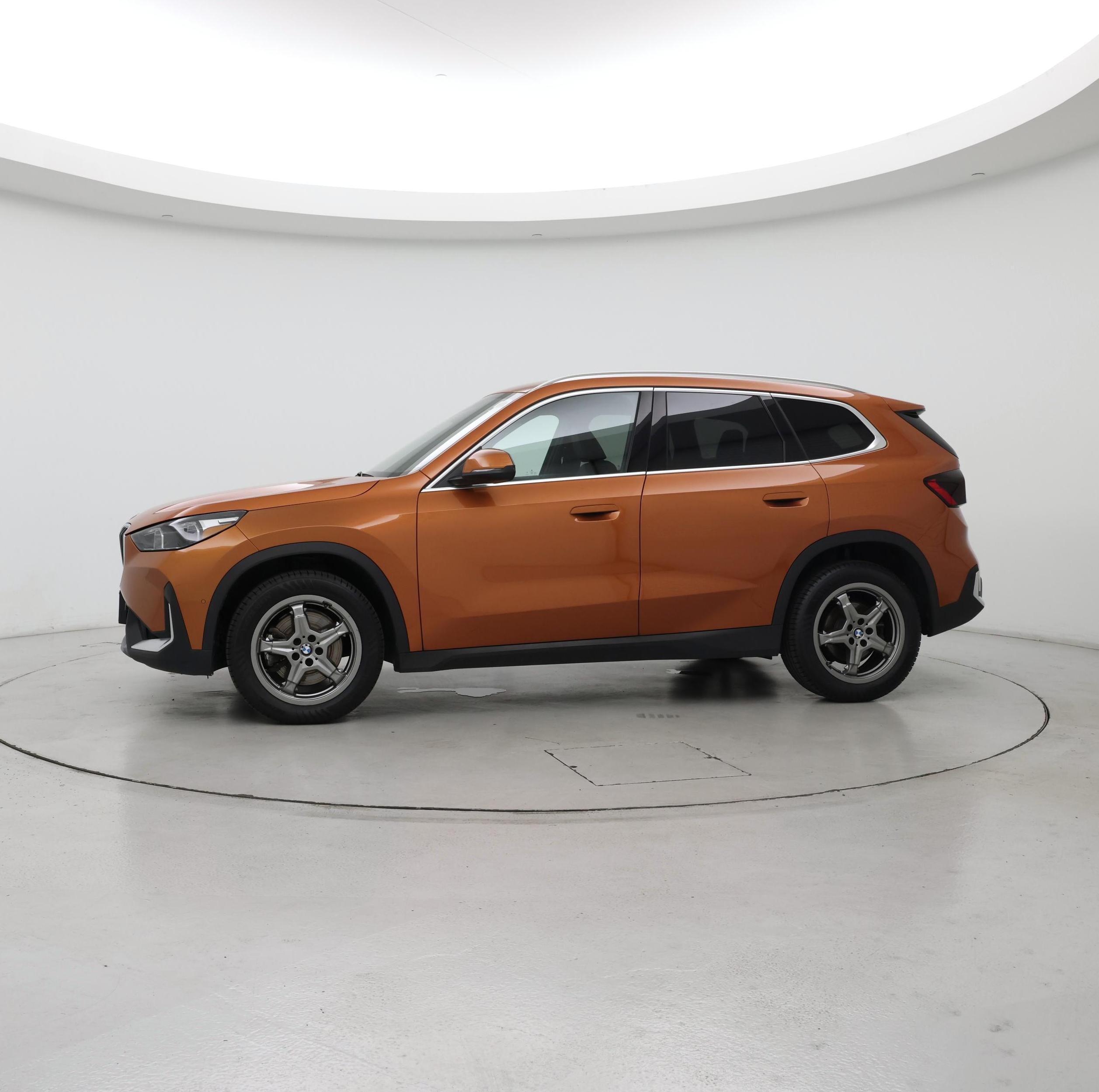 Thumbnail: 2023 BMW X1 - 3