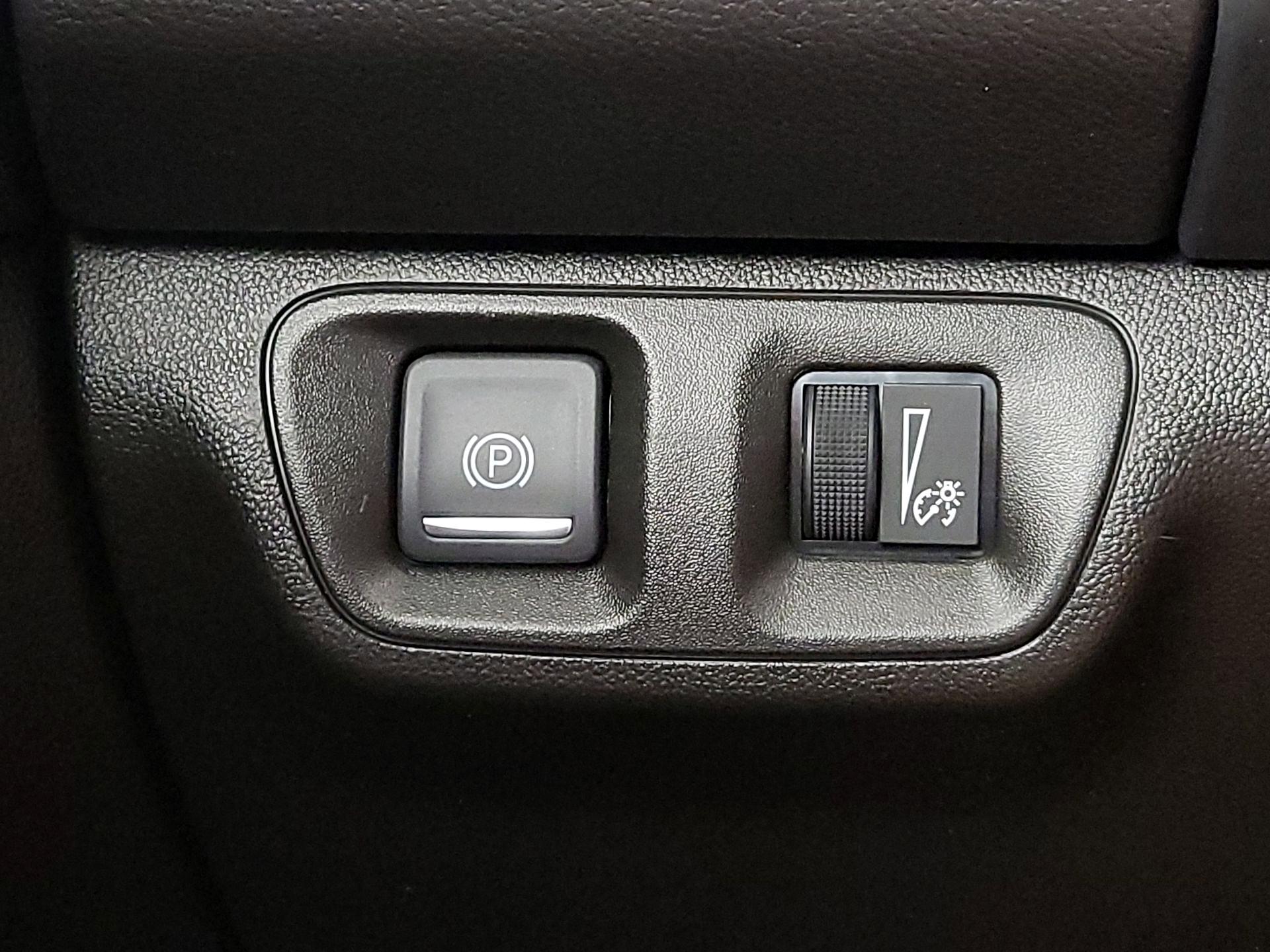 Thumbnail: 2023 GMC Acadia - 13