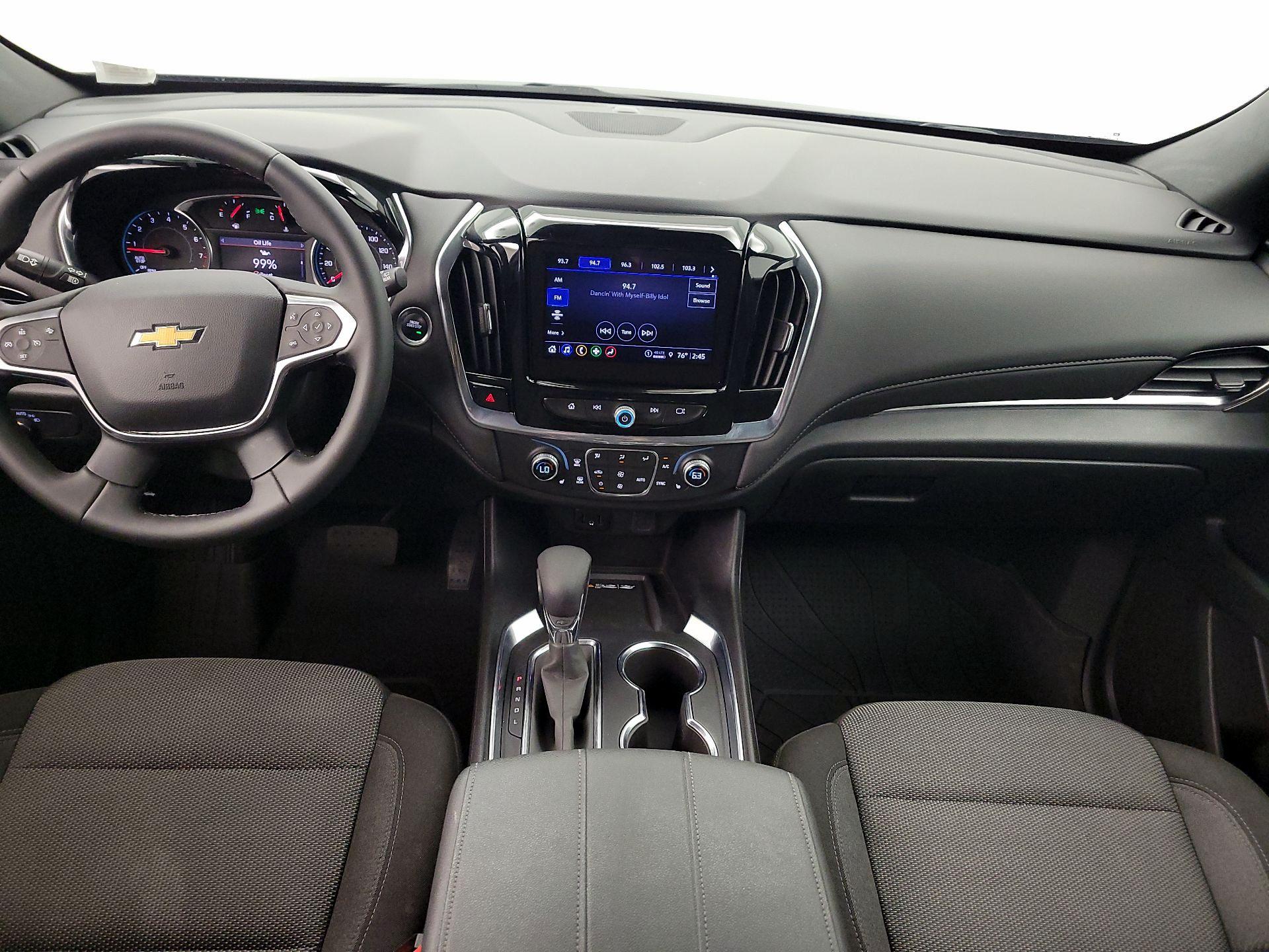 Thumbnail: 2023 Chevrolet Traverse - 9