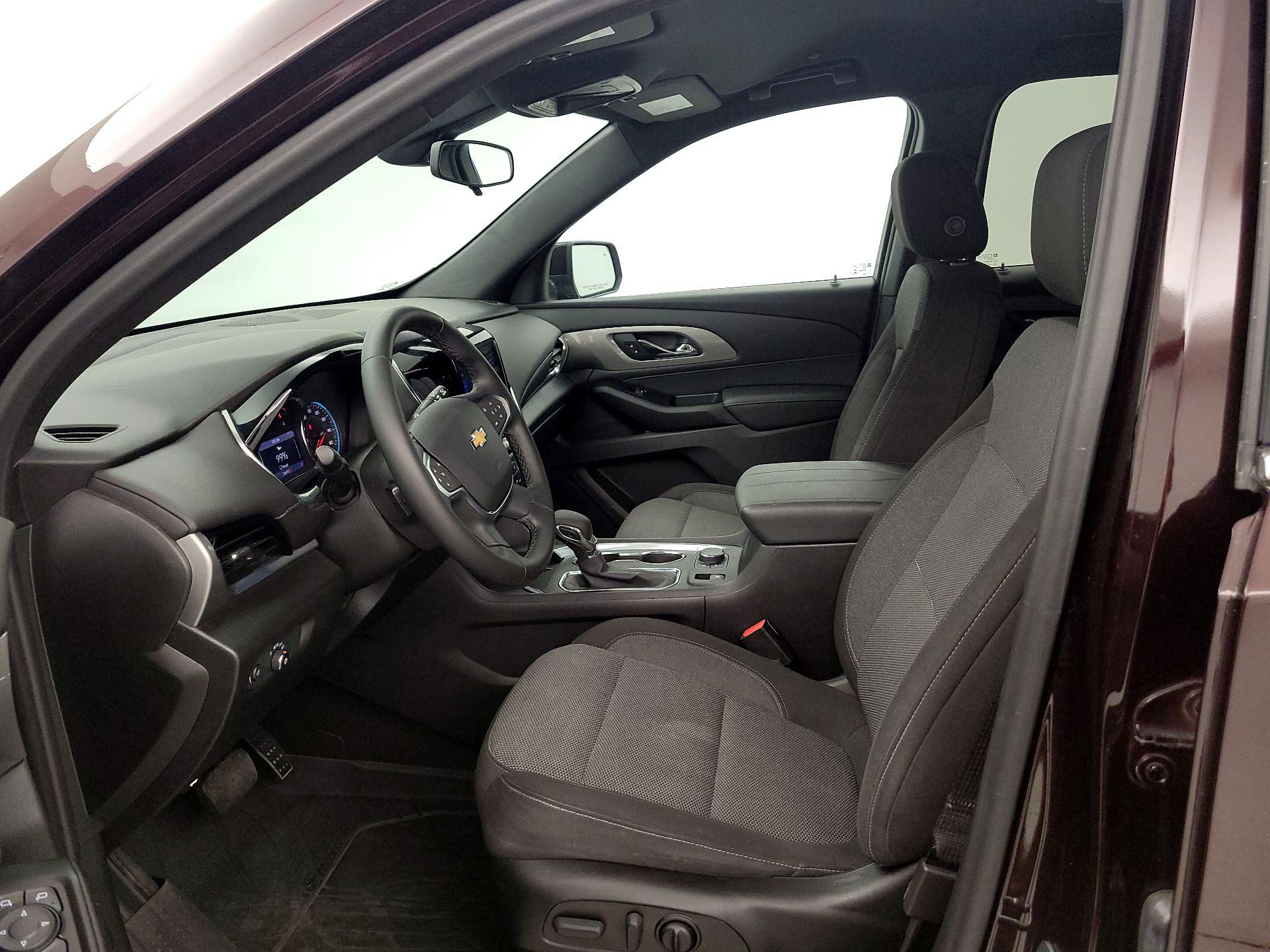 Thumbnail: 2023 Chevrolet Traverse - 11
