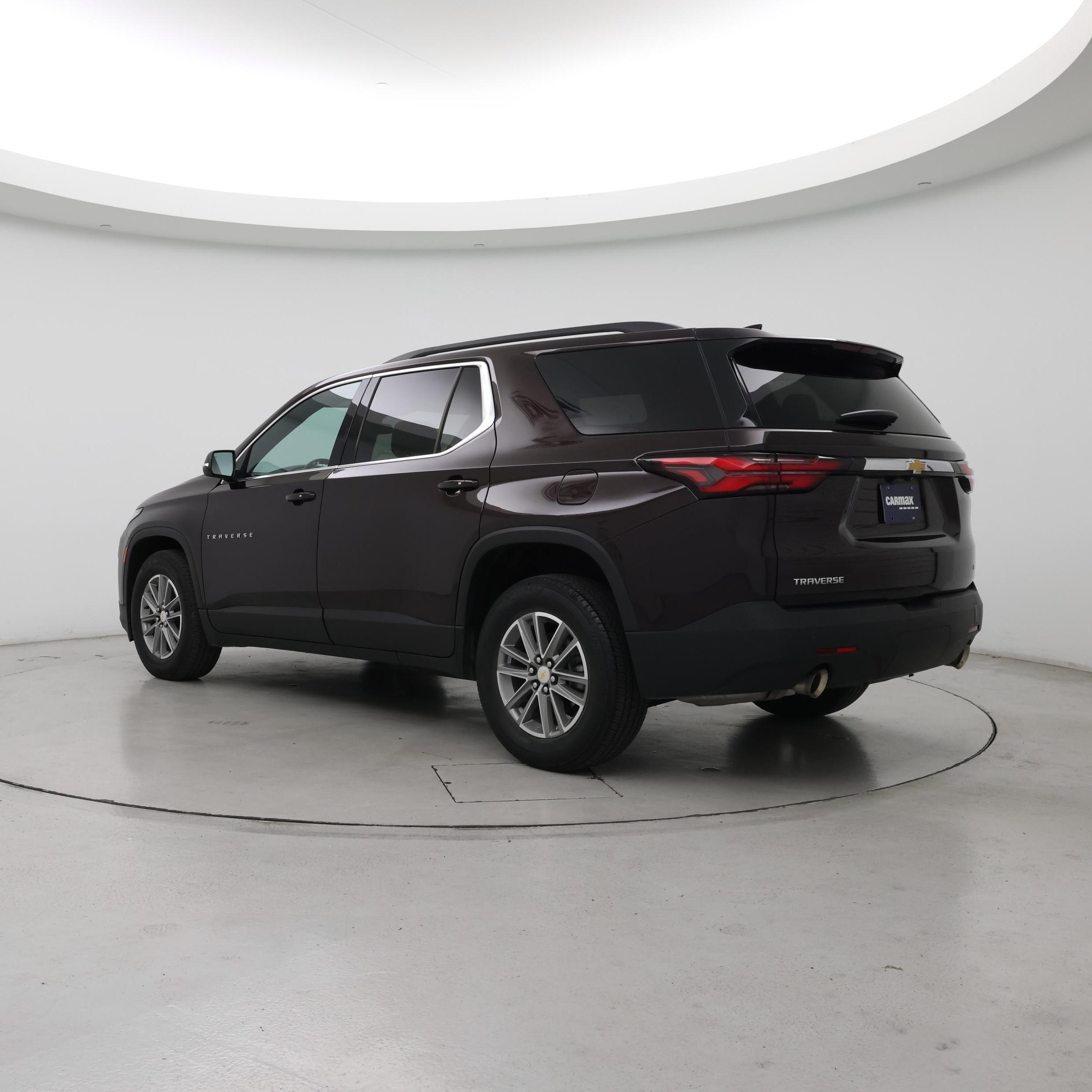 Thumbnail: 2023 Chevrolet Traverse - 2