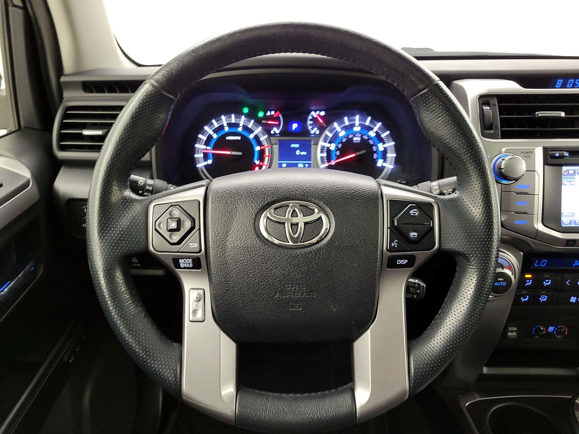 Thumbnail: 2018 Toyota 4Runner - 10