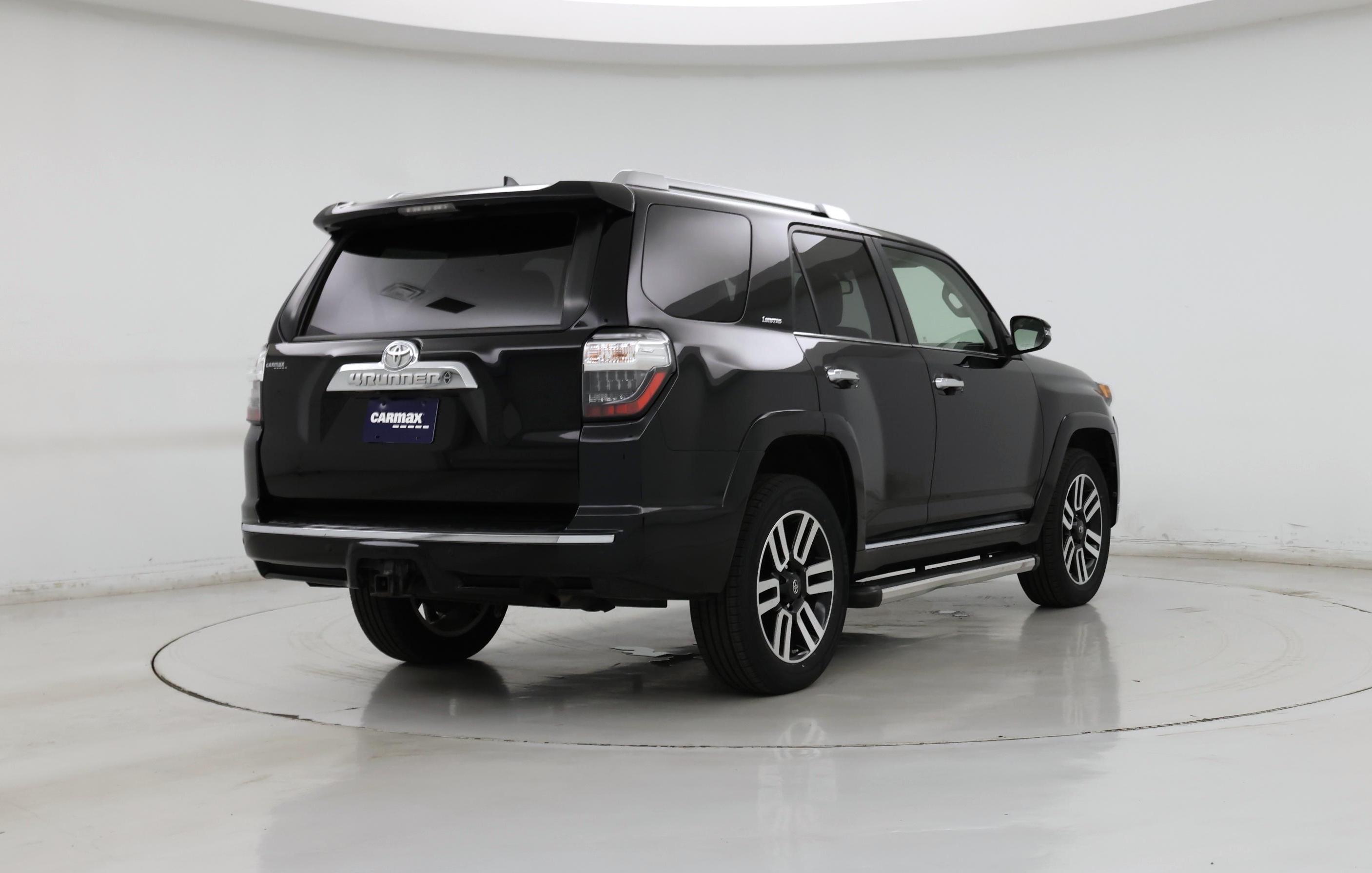 Thumbnail: 2018 Toyota 4Runner - 8