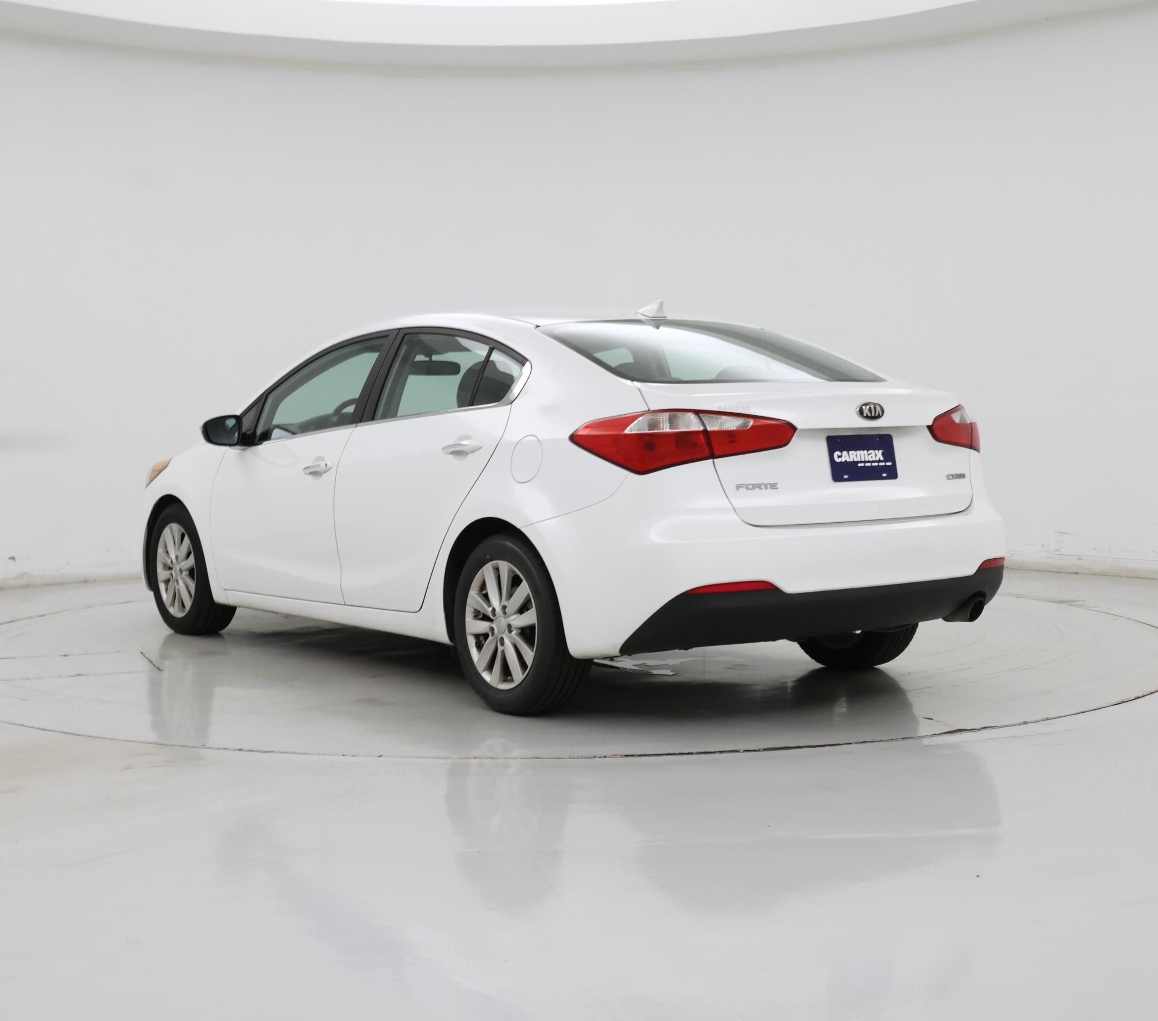Thumbnail: 2015 Kia Forte - 2