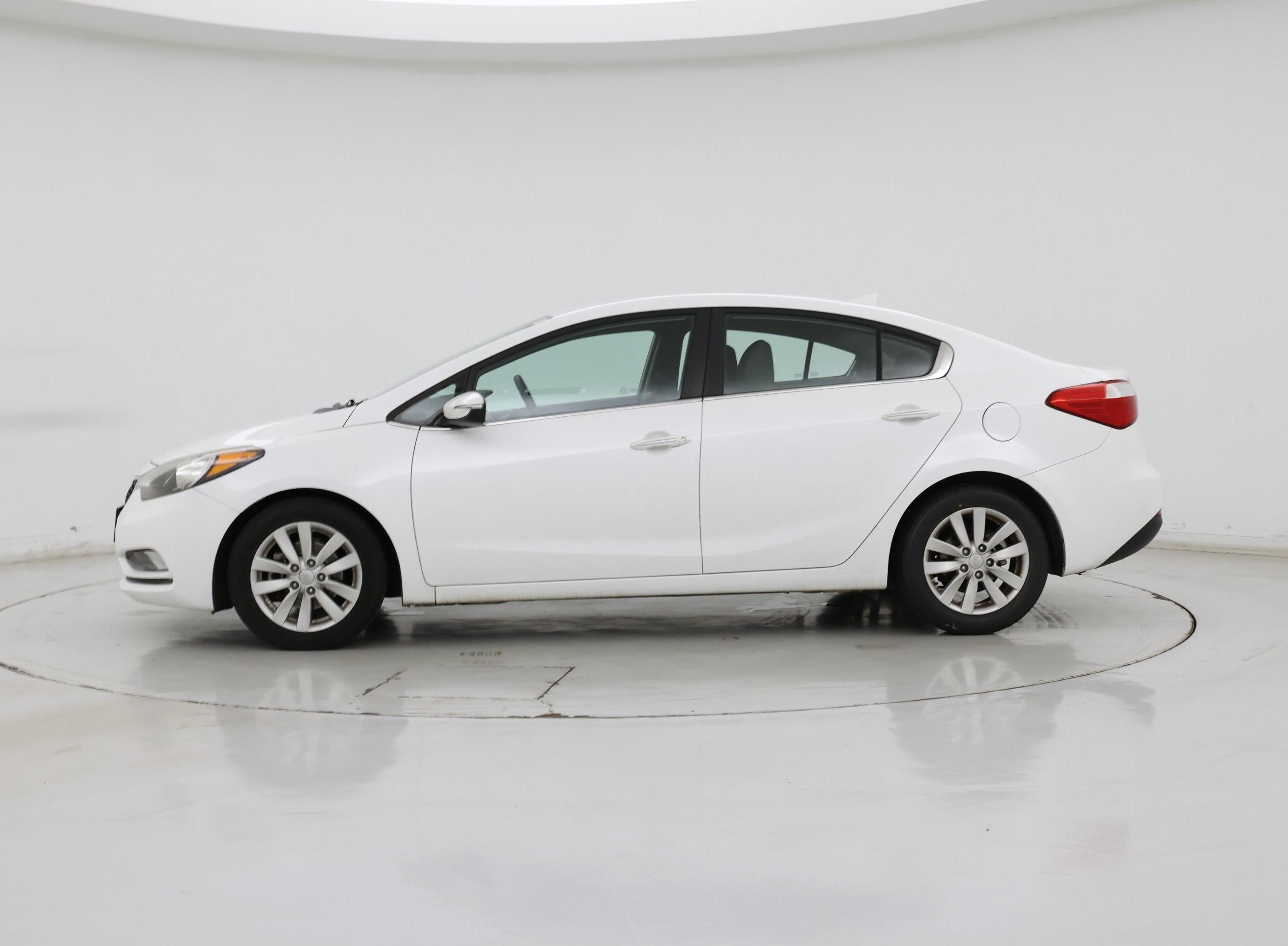 Thumbnail: 2015 Kia Forte - 3
