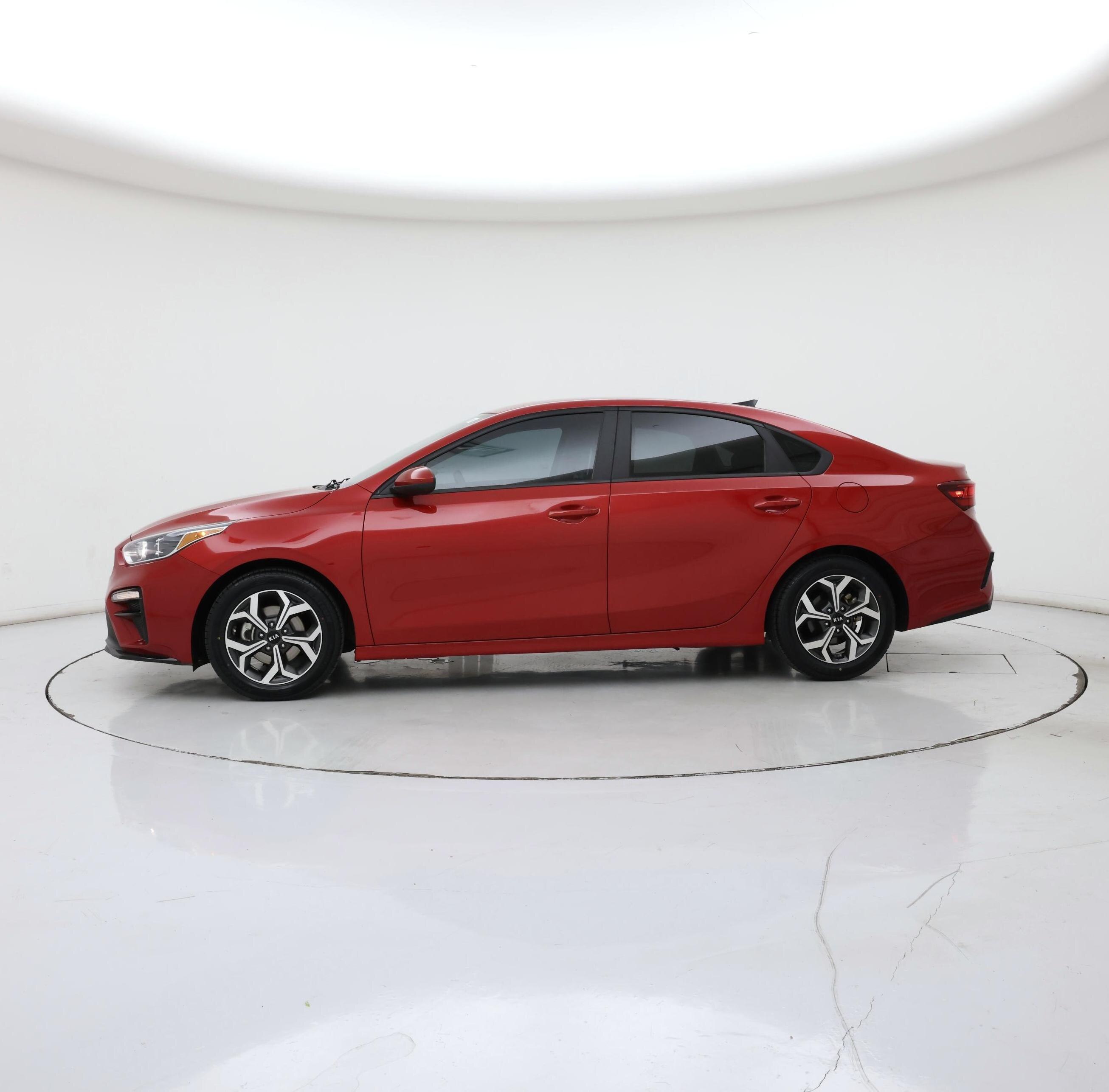 Thumbnail: 2021 Kia Forte - 3