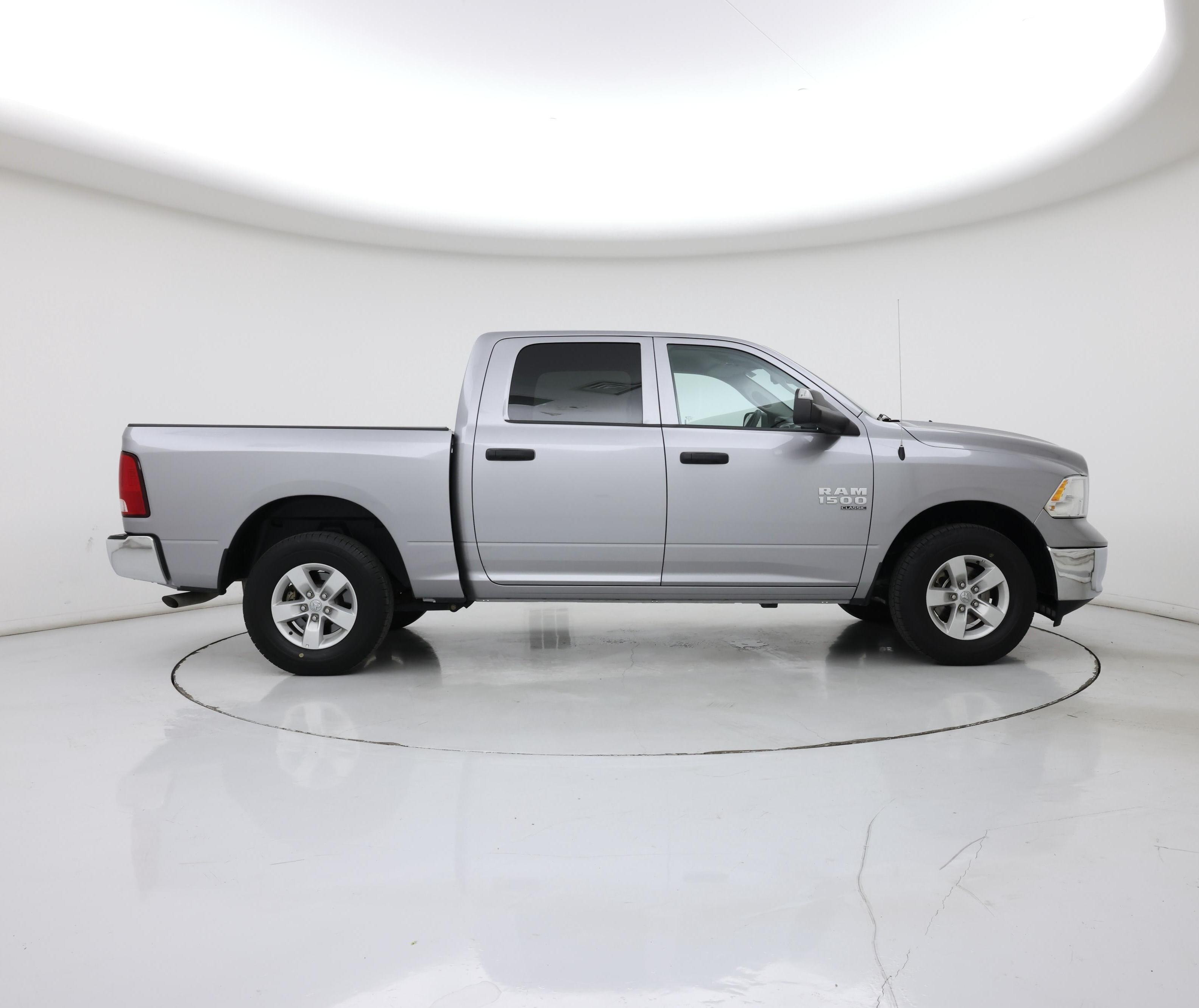 Thumbnail: 2023 RAM 1500 Classic - 7