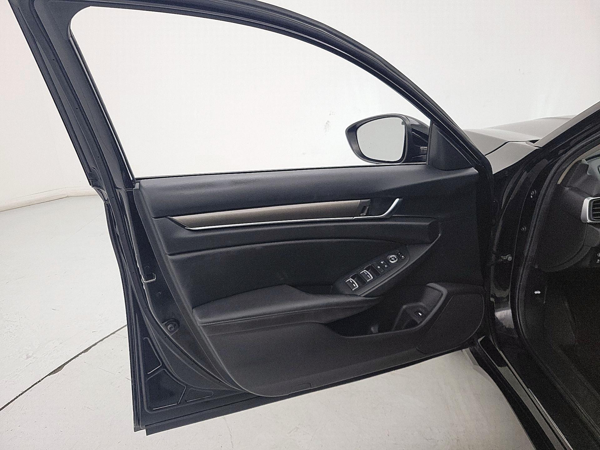 Thumbnail: 2020 Honda Accord - 12