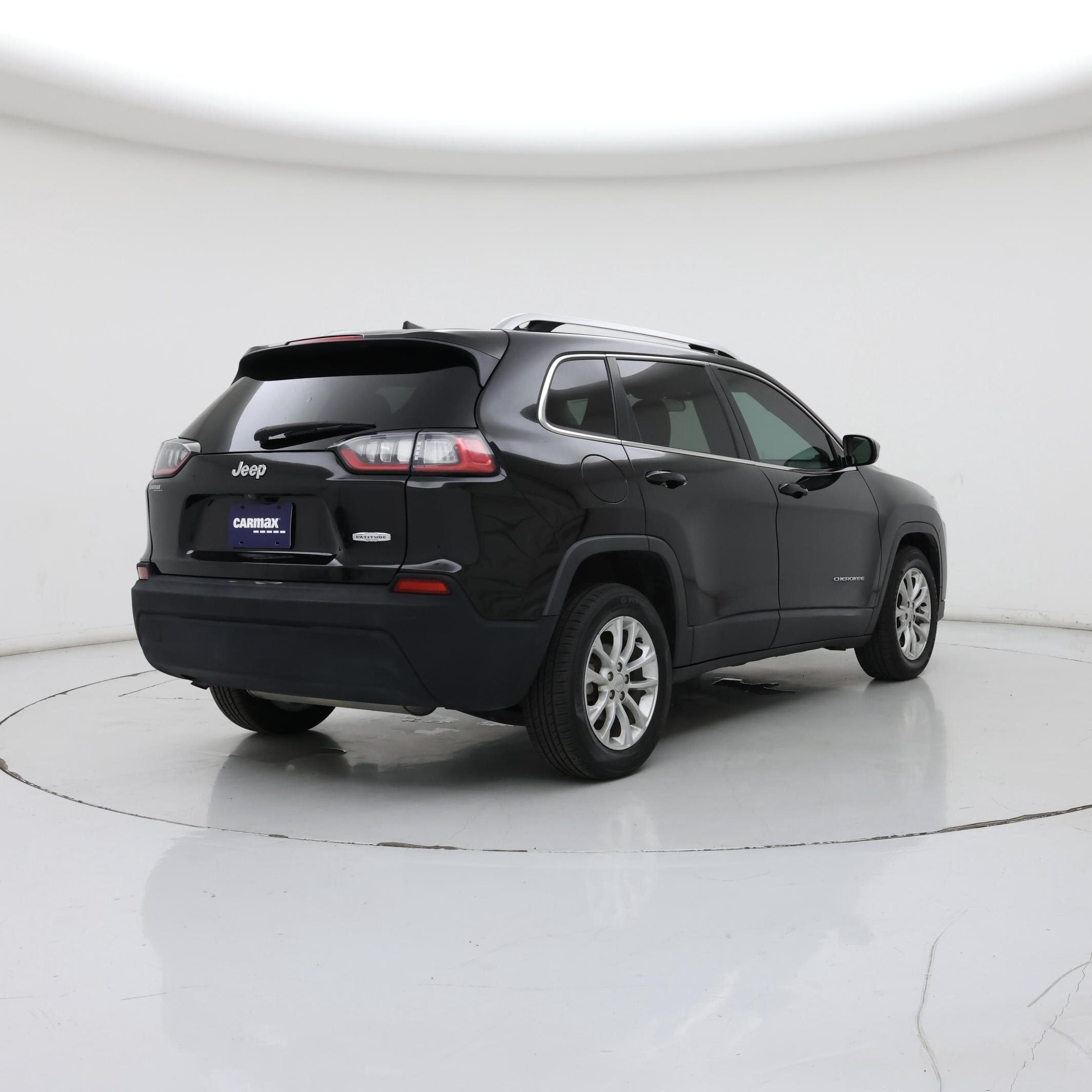 Thumbnail: 2019 Jeep Cherokee - 8