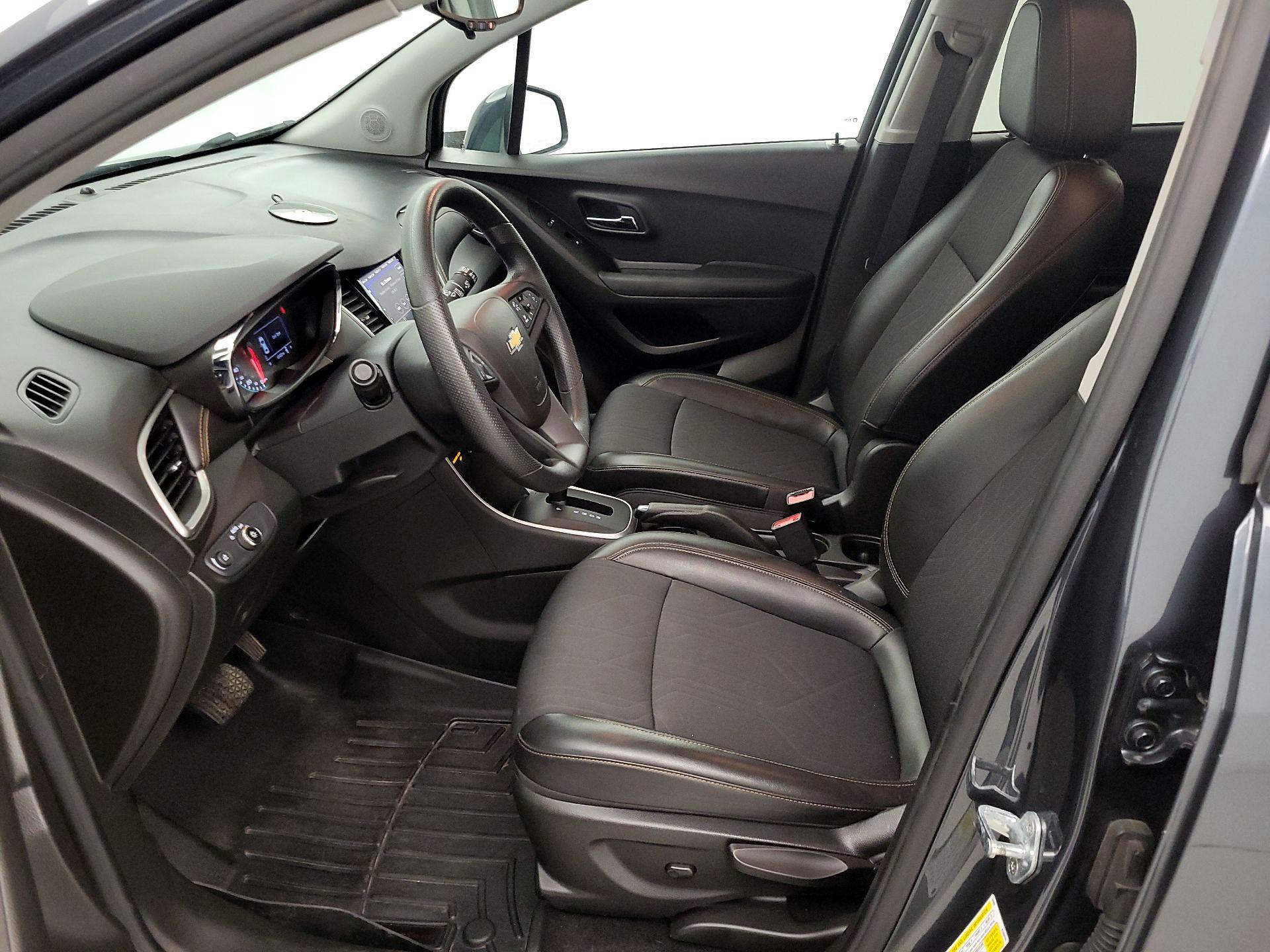 Thumbnail: 2021 Chevrolet Trax - 11