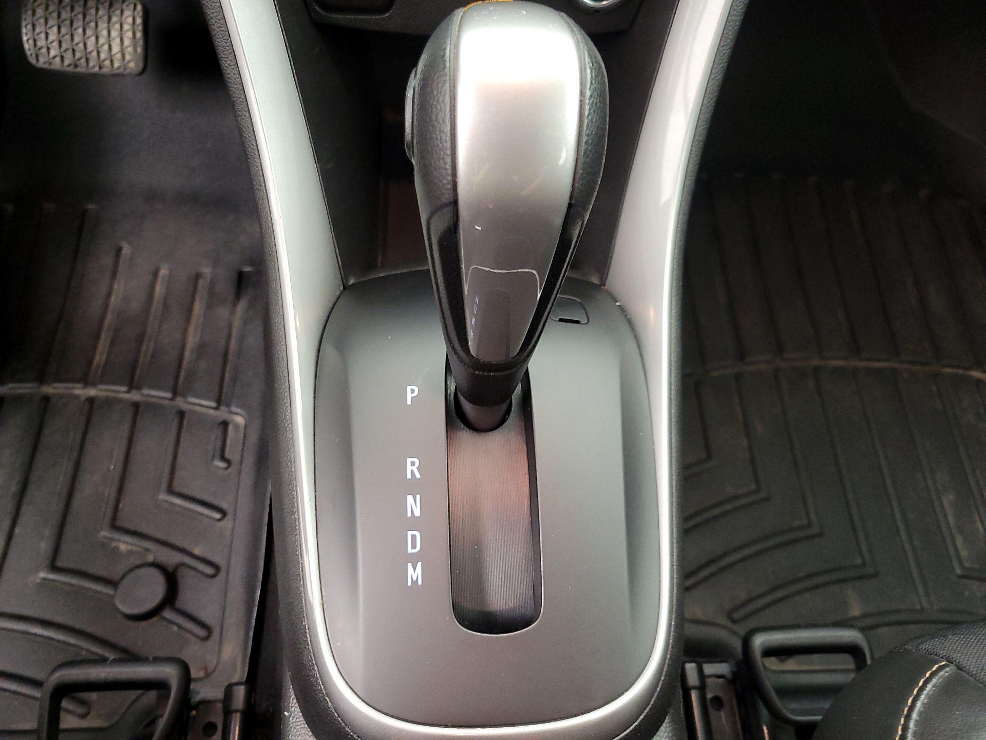 Thumbnail: 2021 Chevrolet Trax - 17