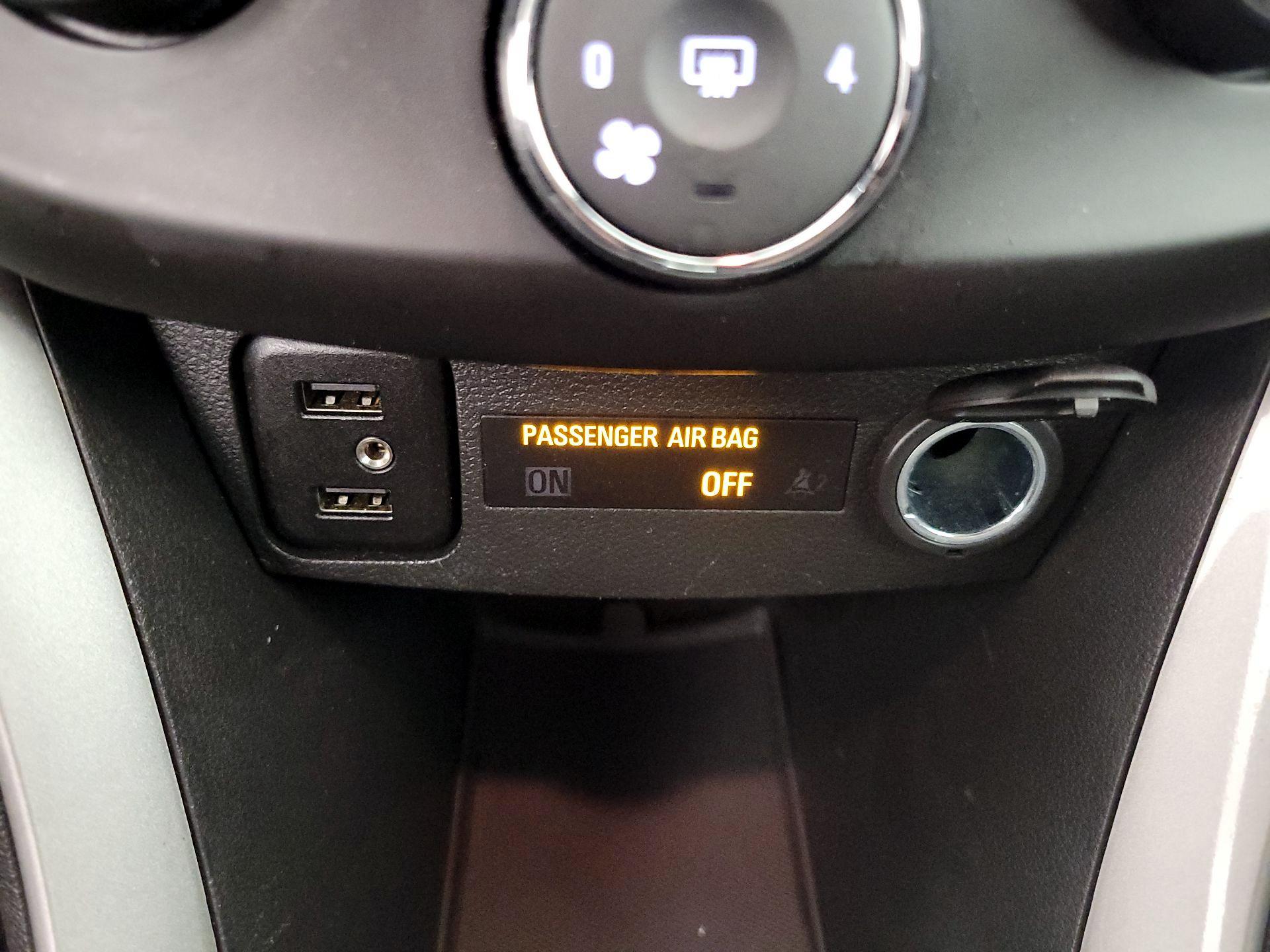 Thumbnail: 2021 Chevrolet Trax - 18