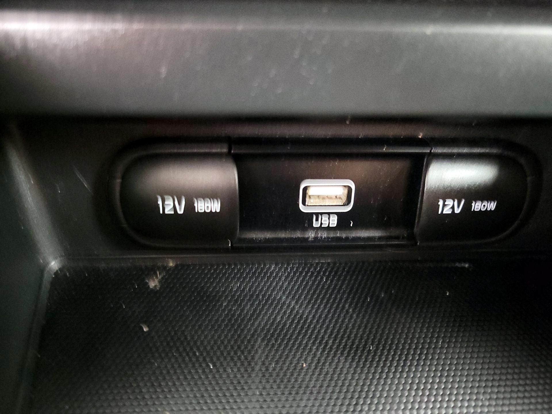 Thumbnail: 2020 Kia Soul - 18