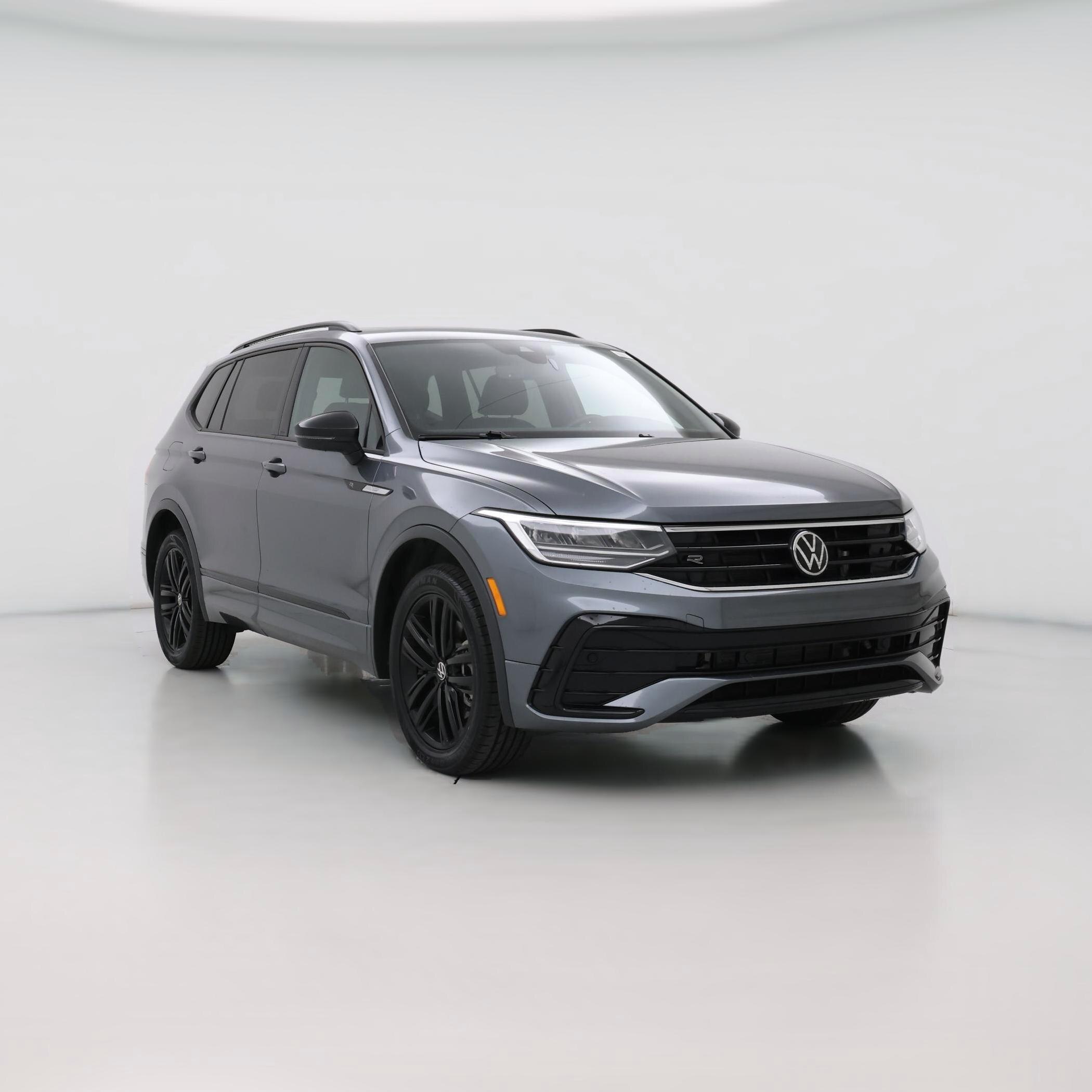 Thumbnail: 2022 Volkswagen Tiguan - 1