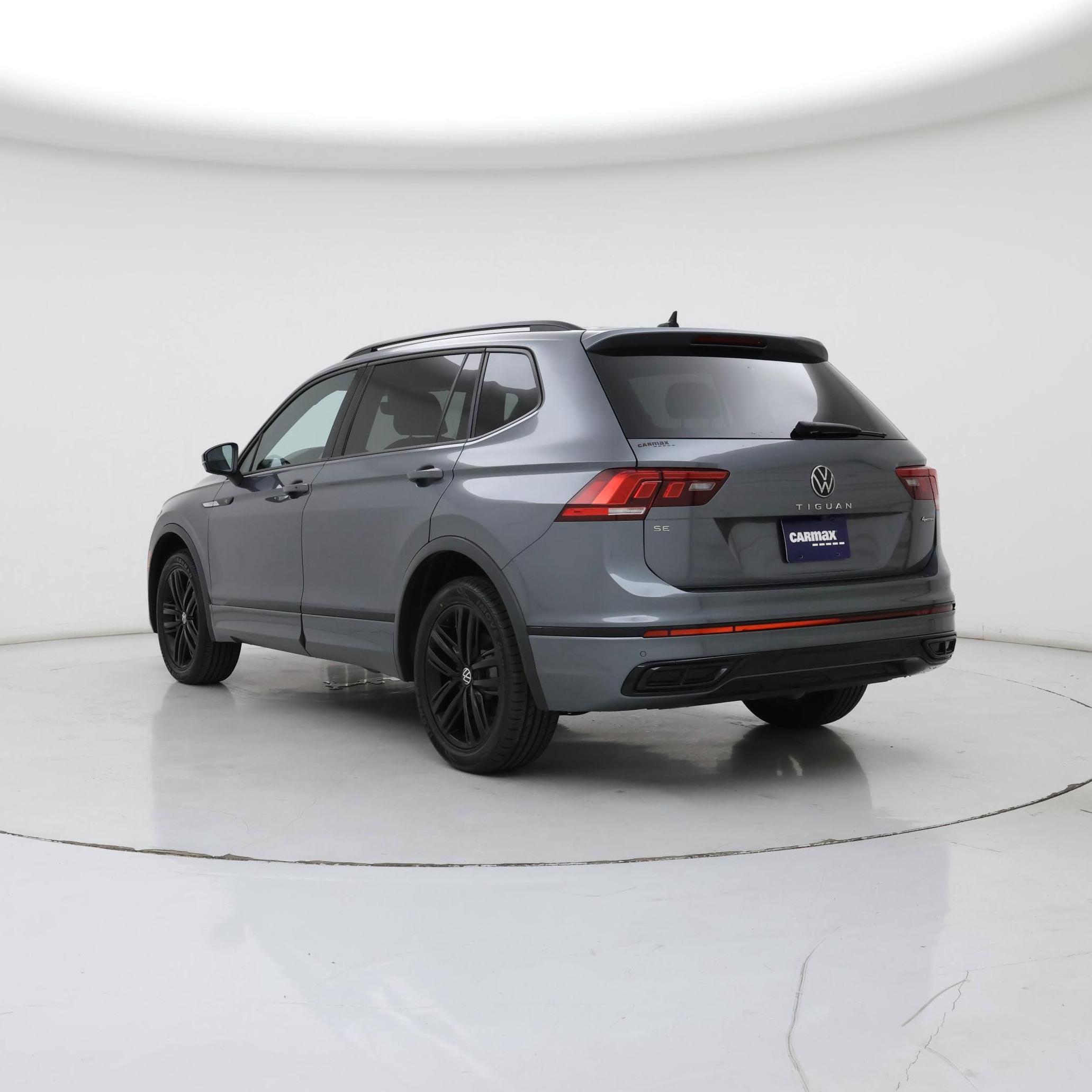 Thumbnail: 2022 Volkswagen Tiguan - 2