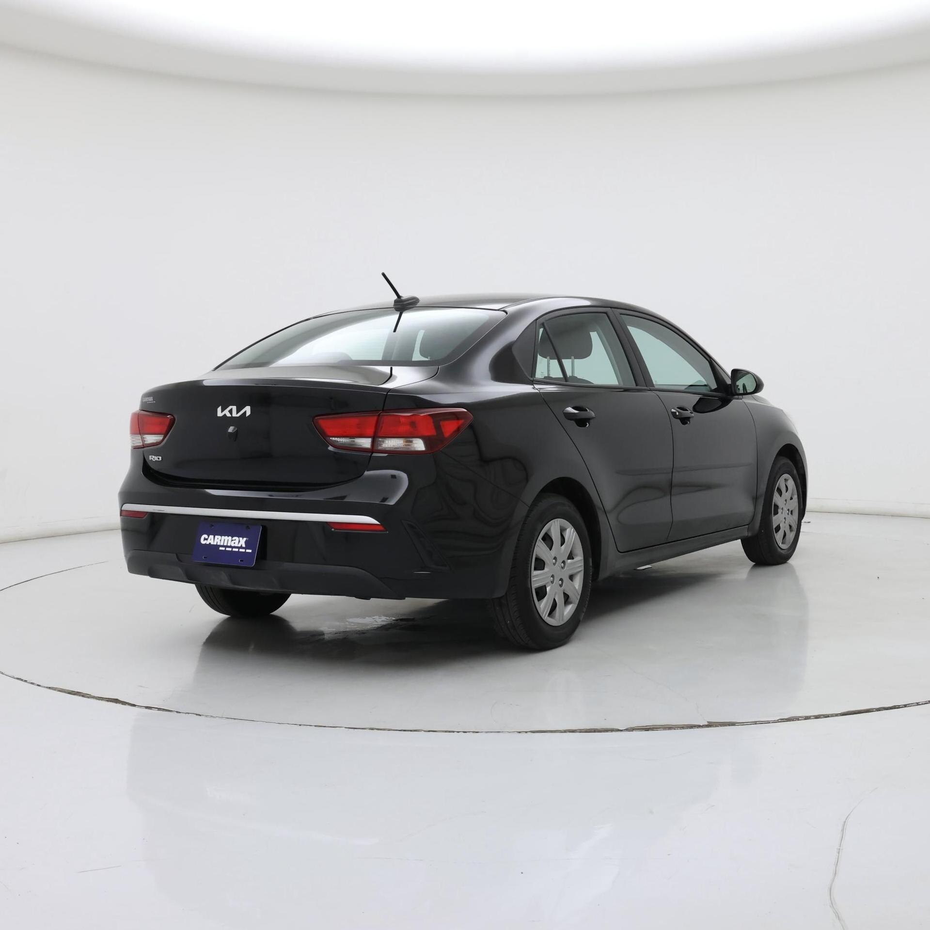 Thumbnail: 2023 Kia Rio - 8