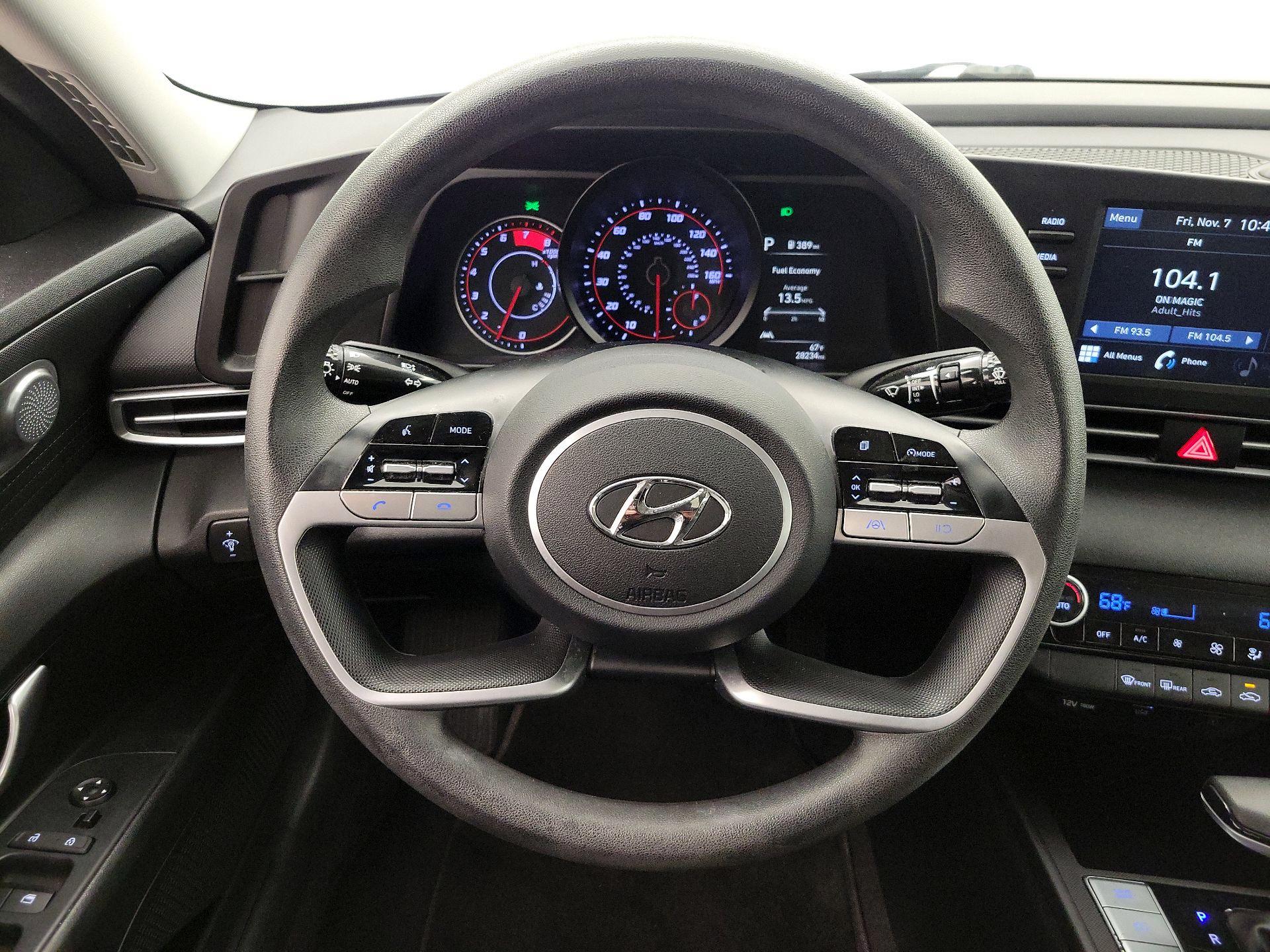 Thumbnail: 2021 Hyundai Elantra - 10