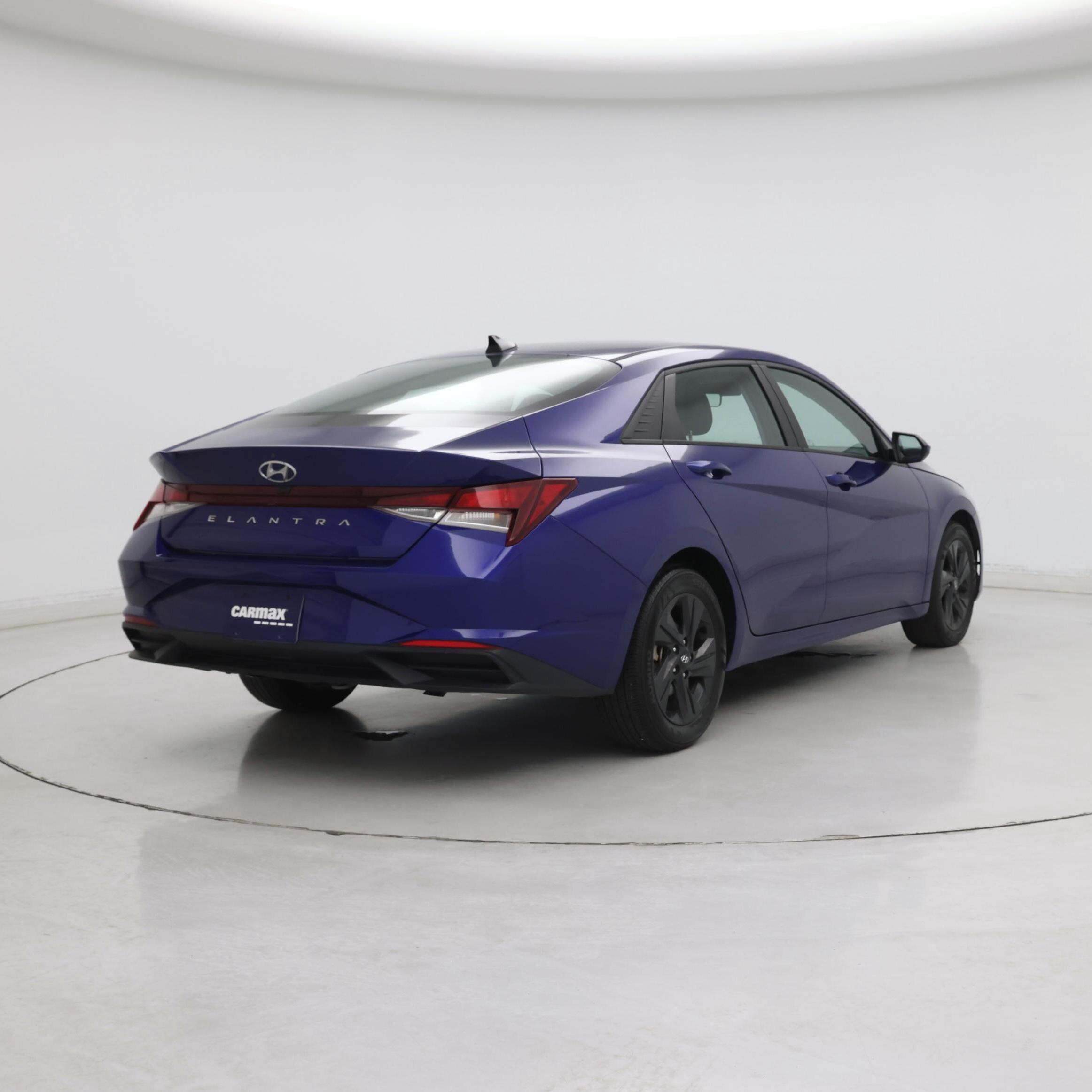 Thumbnail: 2021 Hyundai Elantra - 8