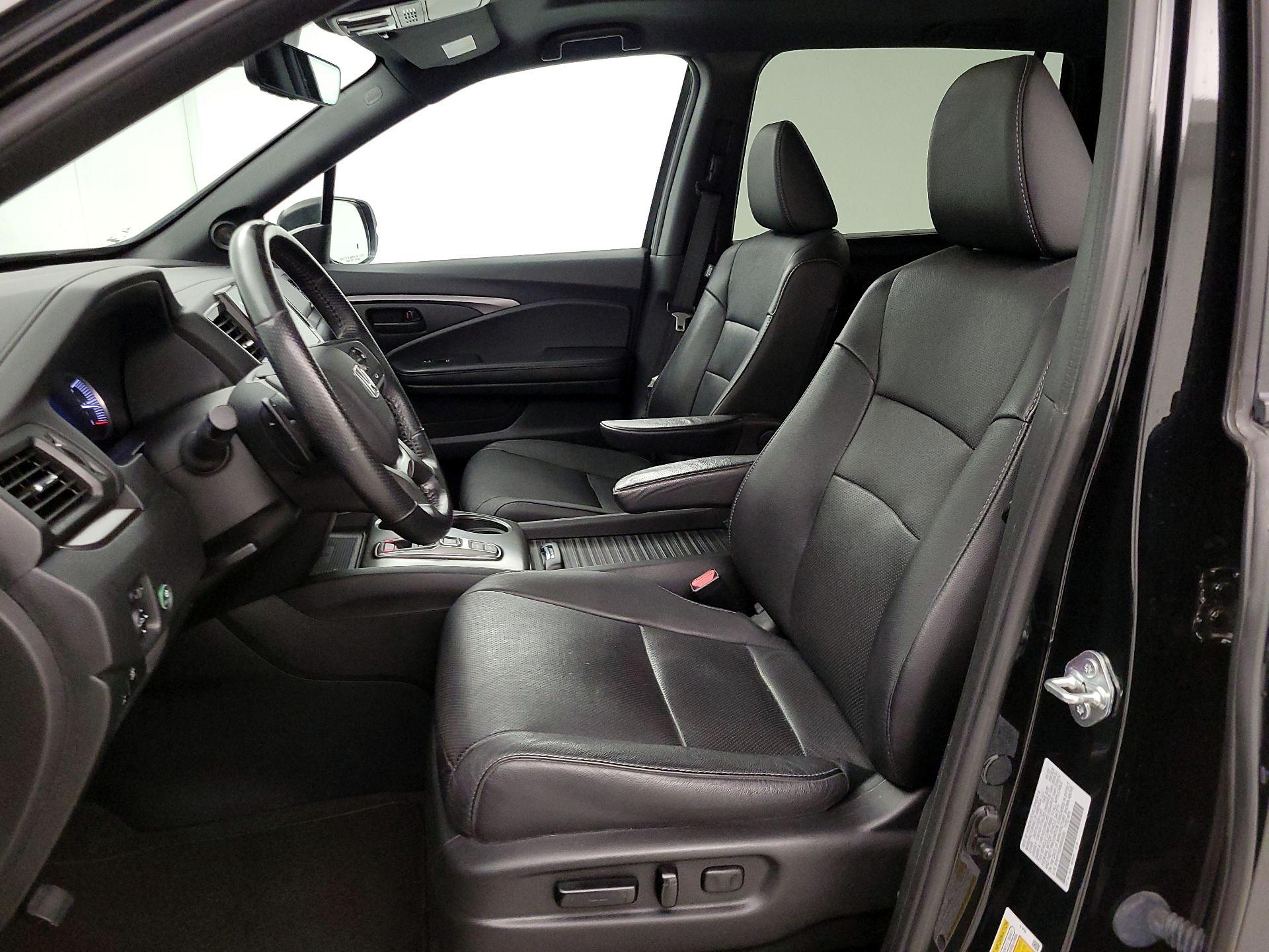 Thumbnail: 2022 Honda Passport - 11