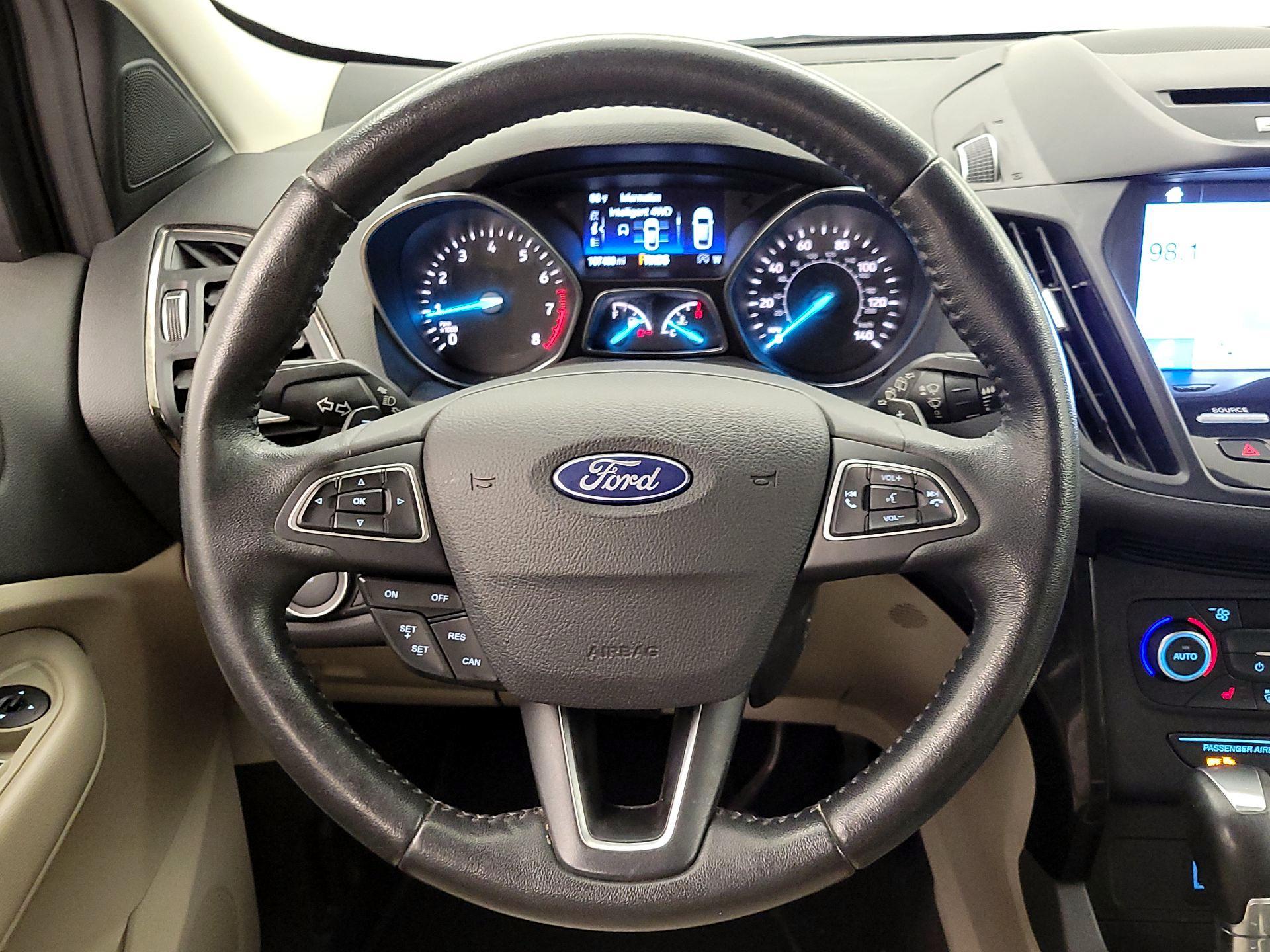 Thumbnail: 2017 Ford Escape - 10