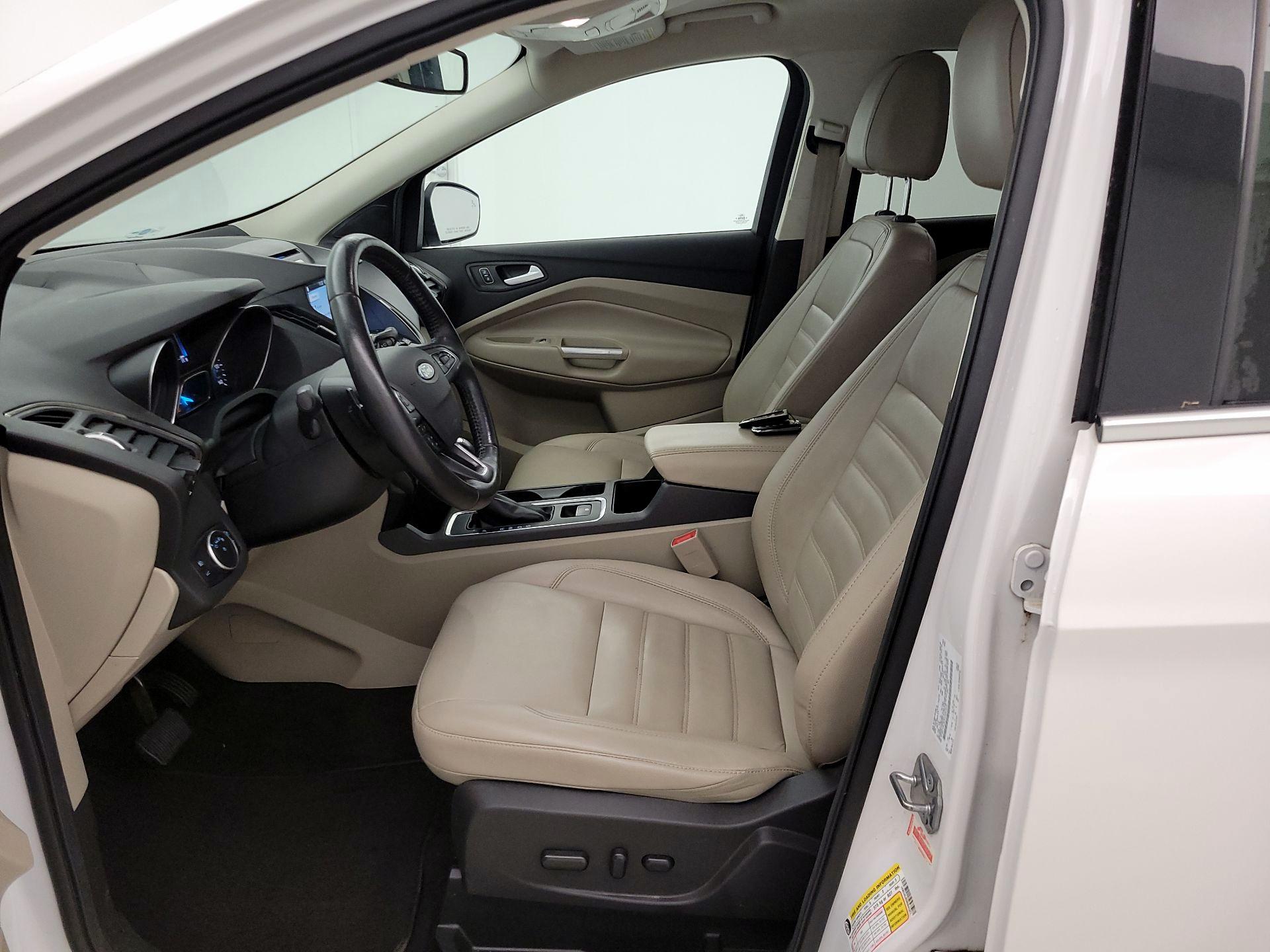 Thumbnail: 2017 Ford Escape - 11