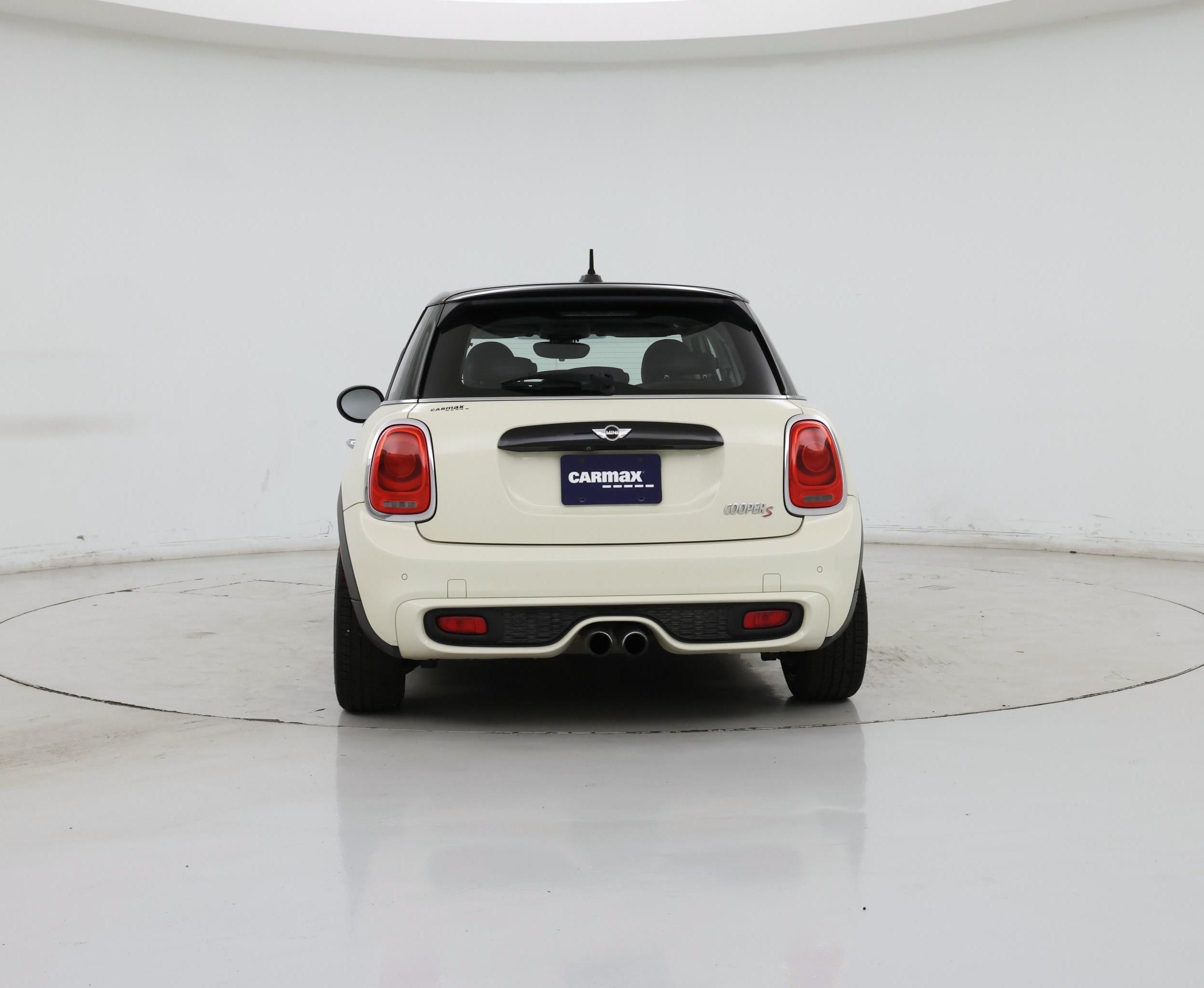Thumbnail: 2017 MINI Cooper Hardtop - 6