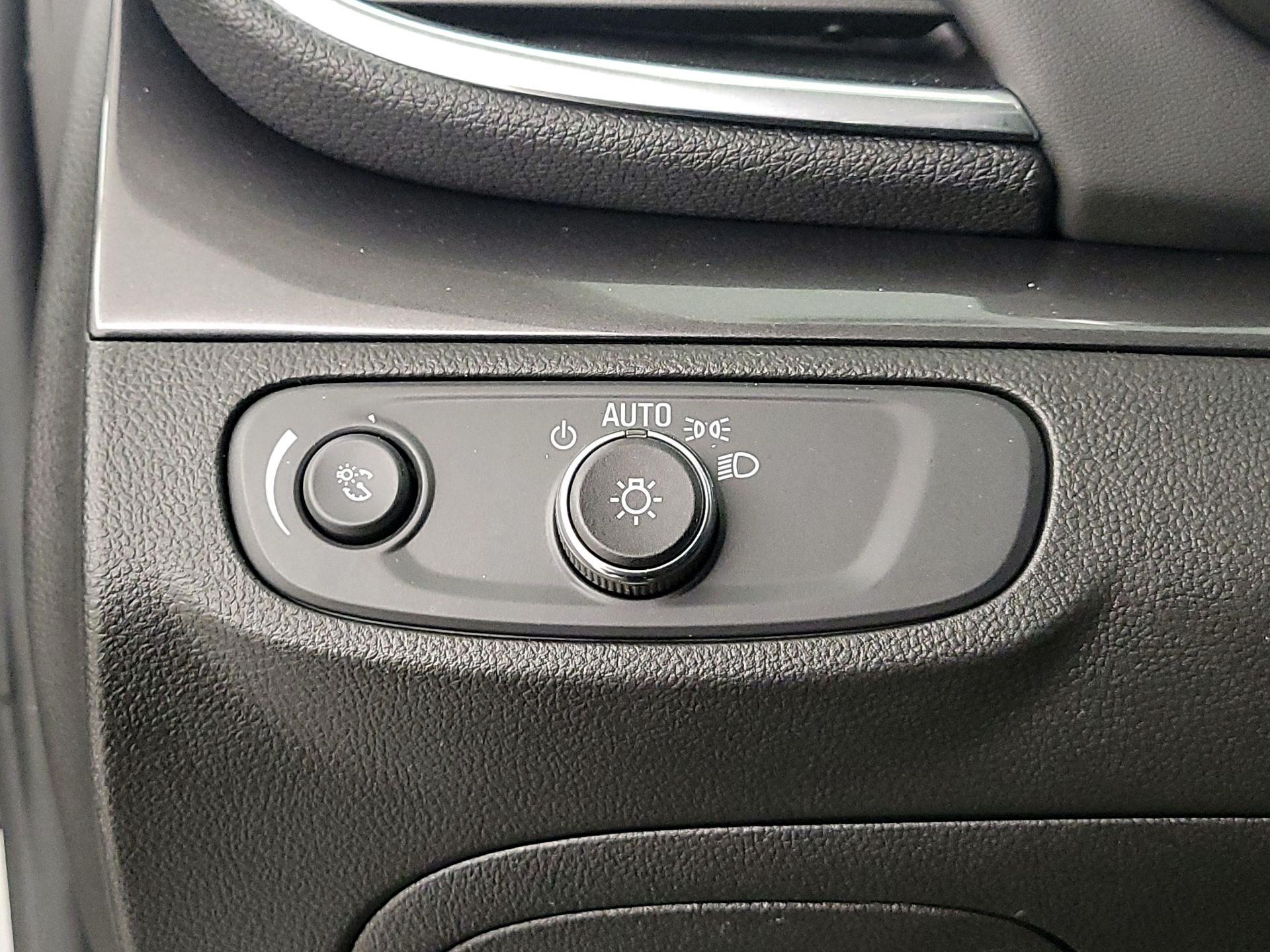 Thumbnail: 2022 Buick Encore - 13