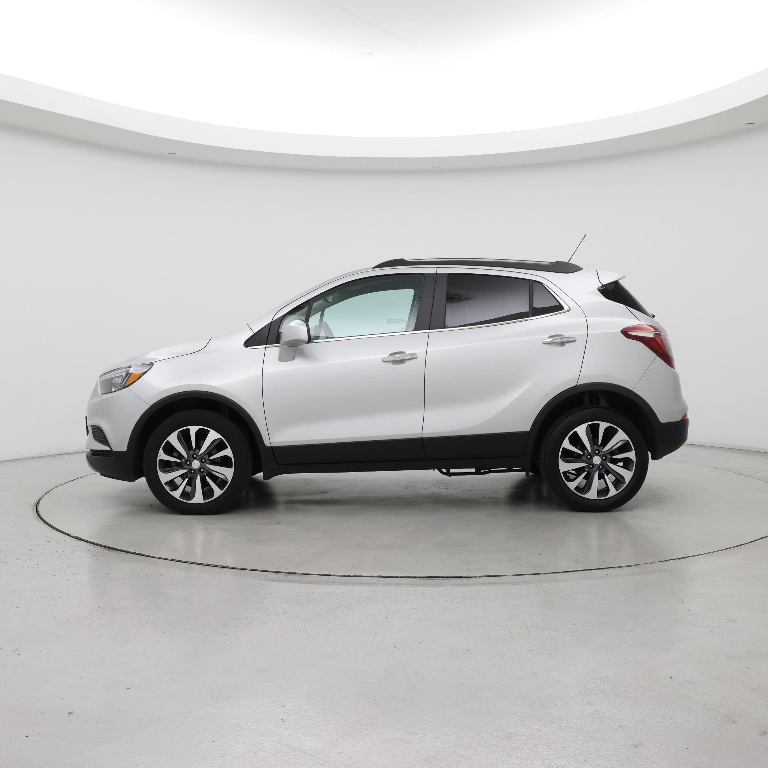 Thumbnail: 2022 Buick Encore - 3